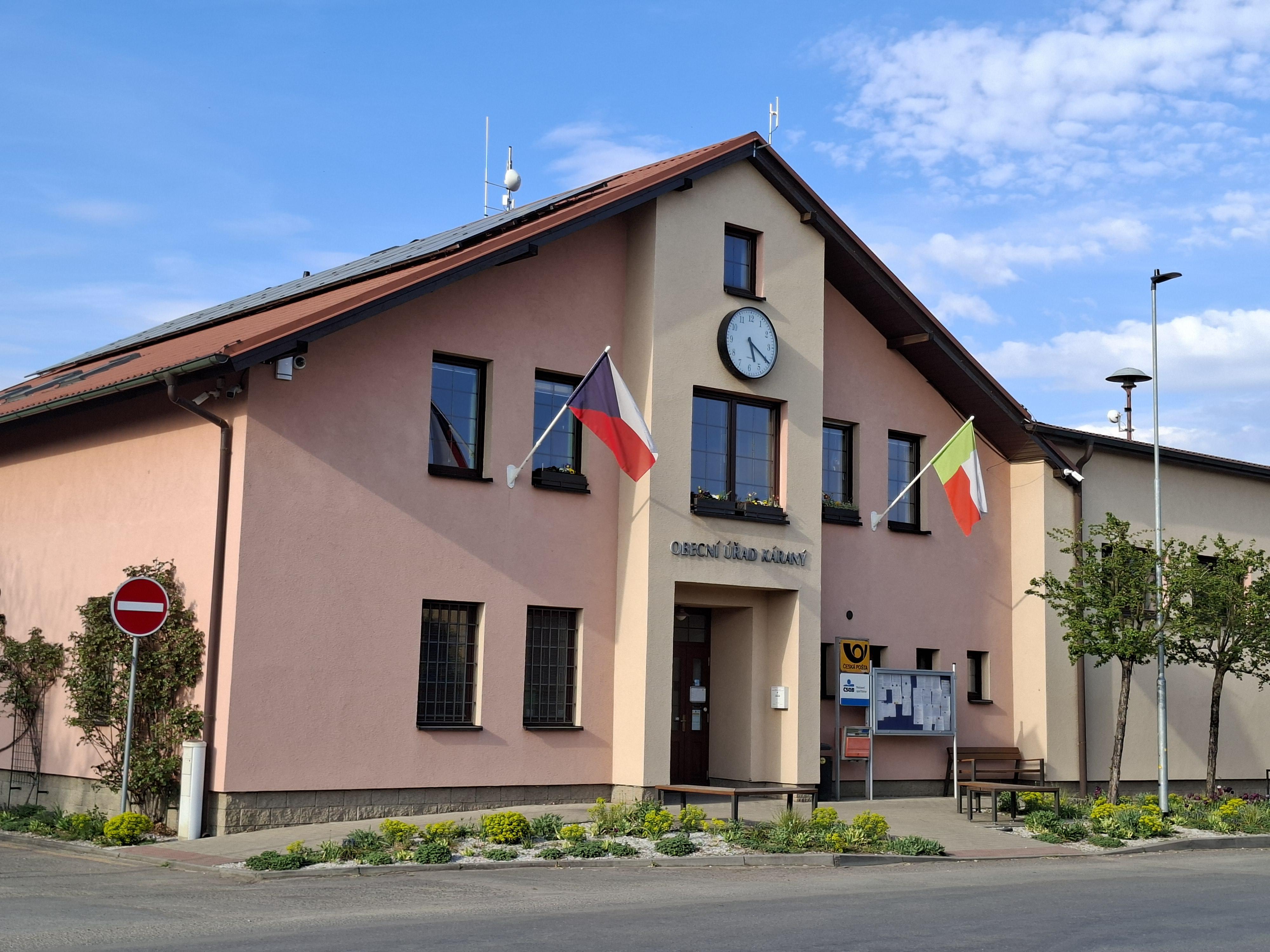 Káraný - obecní úřad foto 6