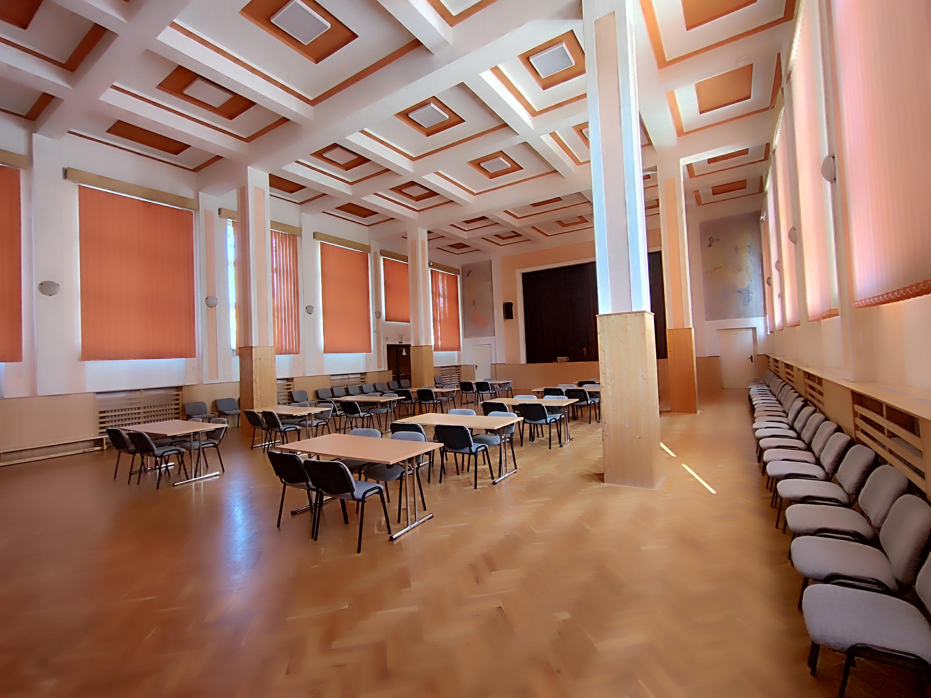 Gymnázium a Střední průmyslová škola elektrotechniky a informatiky, Frenštát pod Radhoštěm foto 3