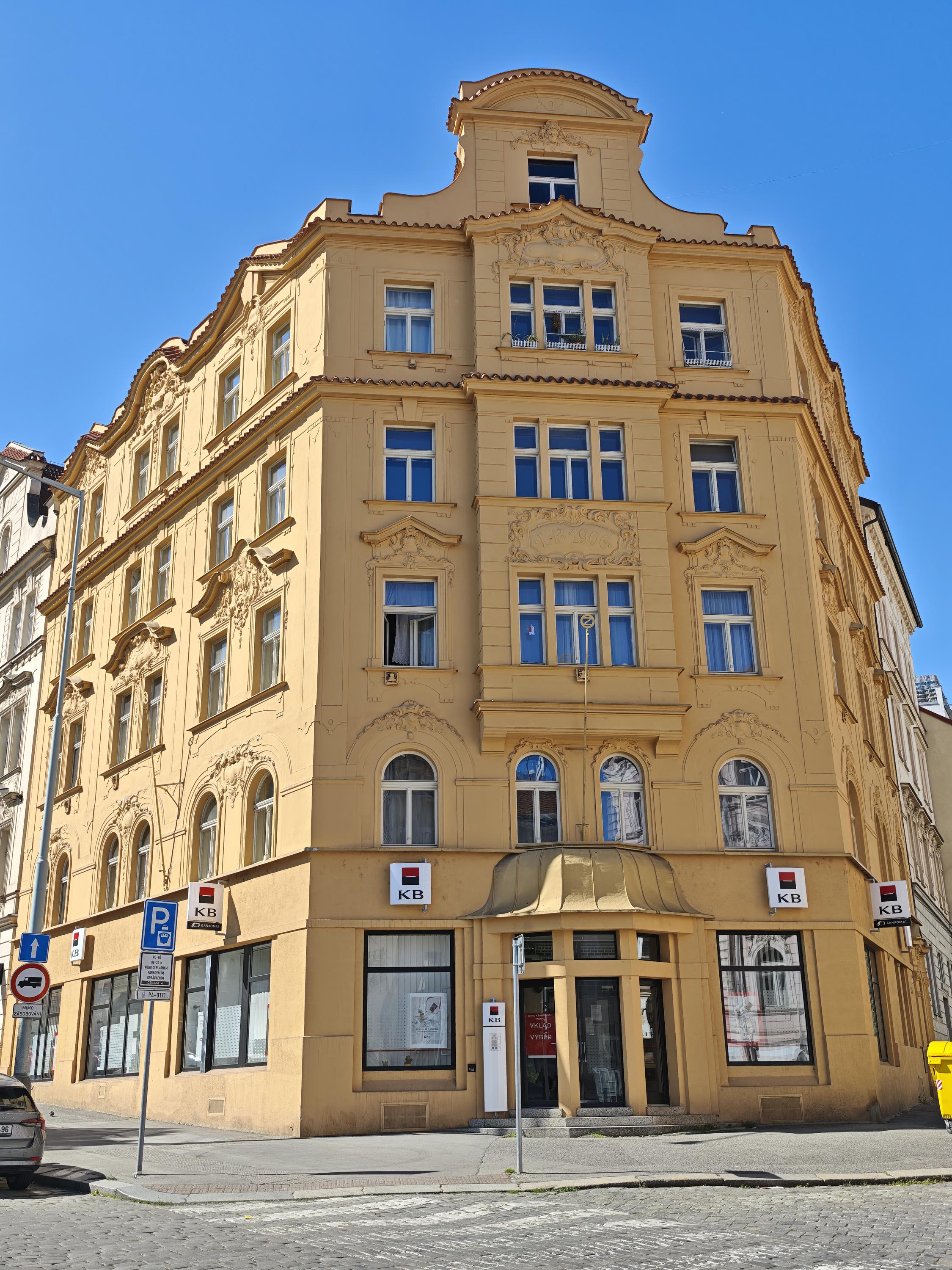 Komerční banka, a.s. foto 3
