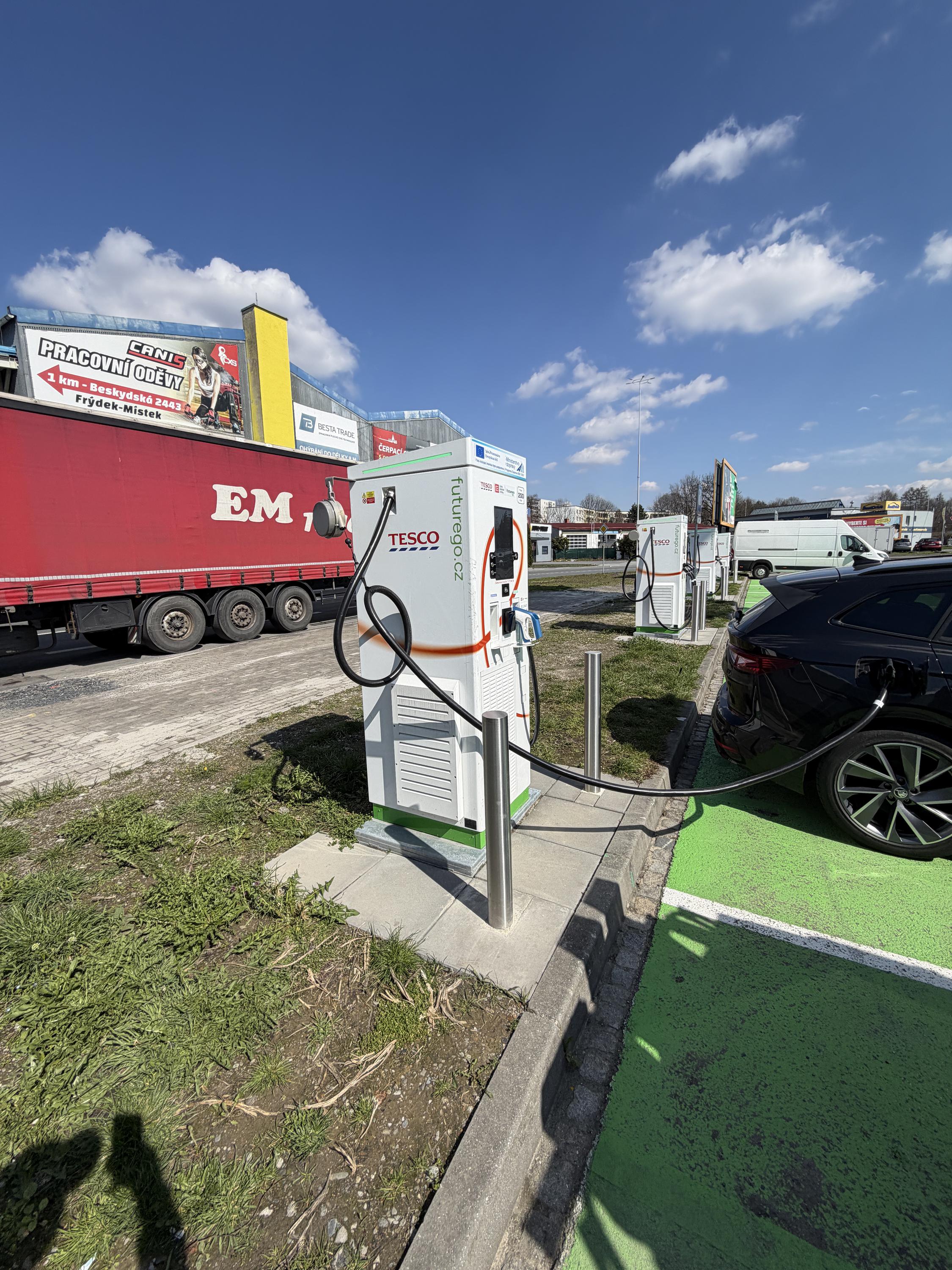 Dobíjecí stanice ČEZ foto 2