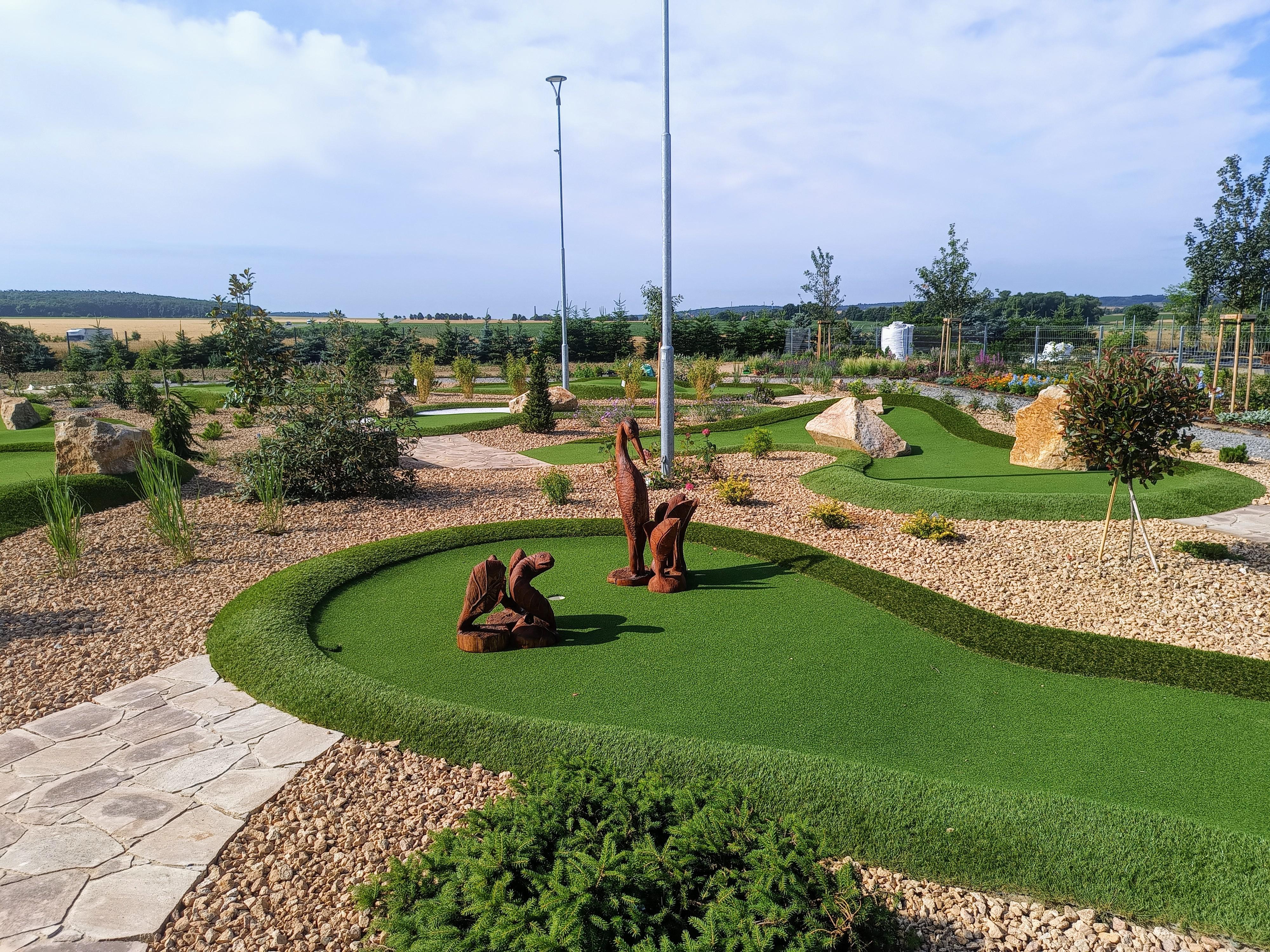 Adventure Golf Park - Zahradnictví Bratronice
