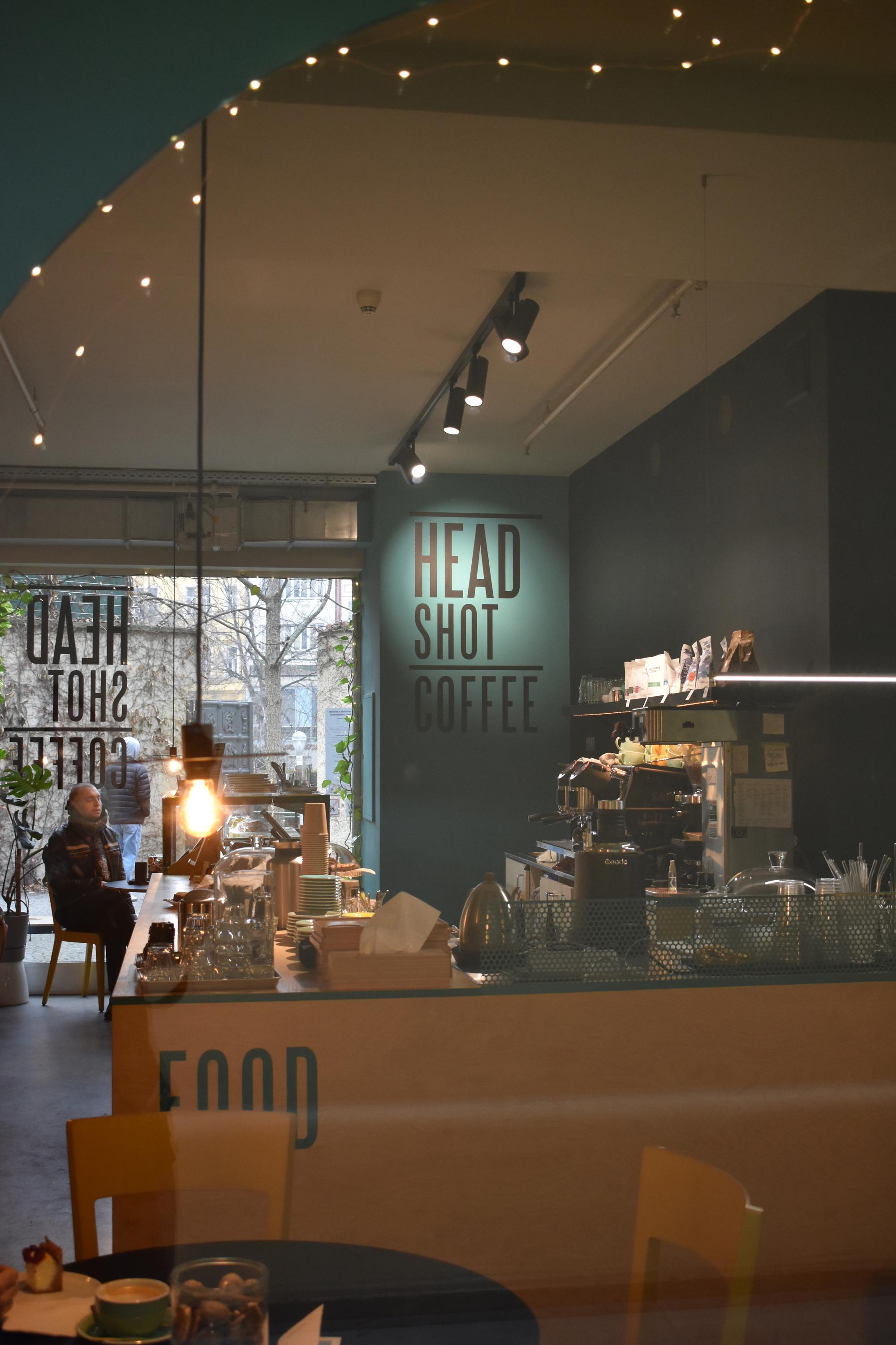 Head Shot Coffee foto 4