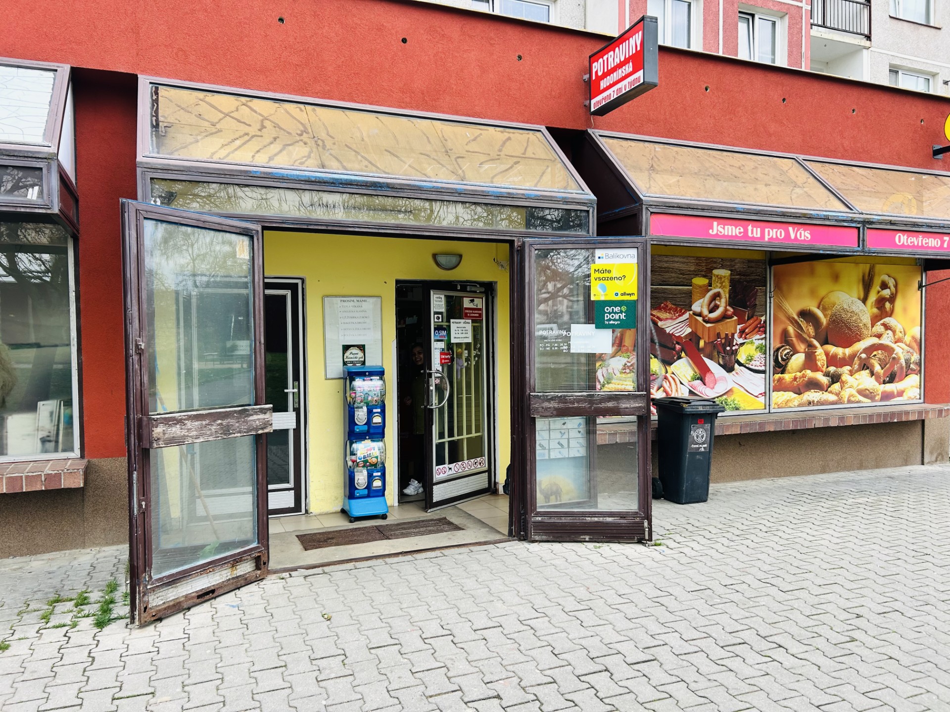 Potraviny a Večerka Vinice