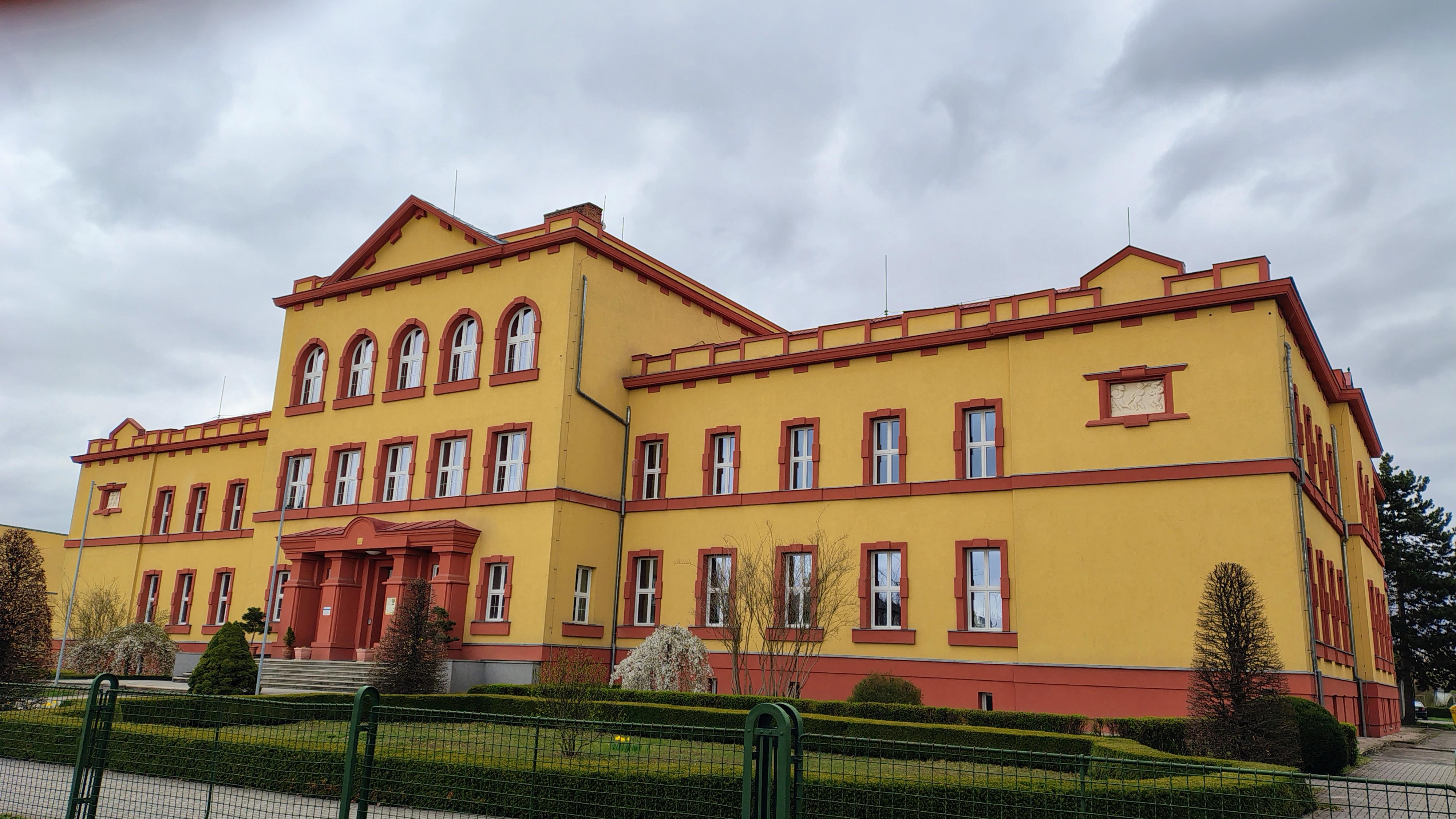 Střední škola zemědělská a zahradnická Olomouc, U Hradiska foto 3