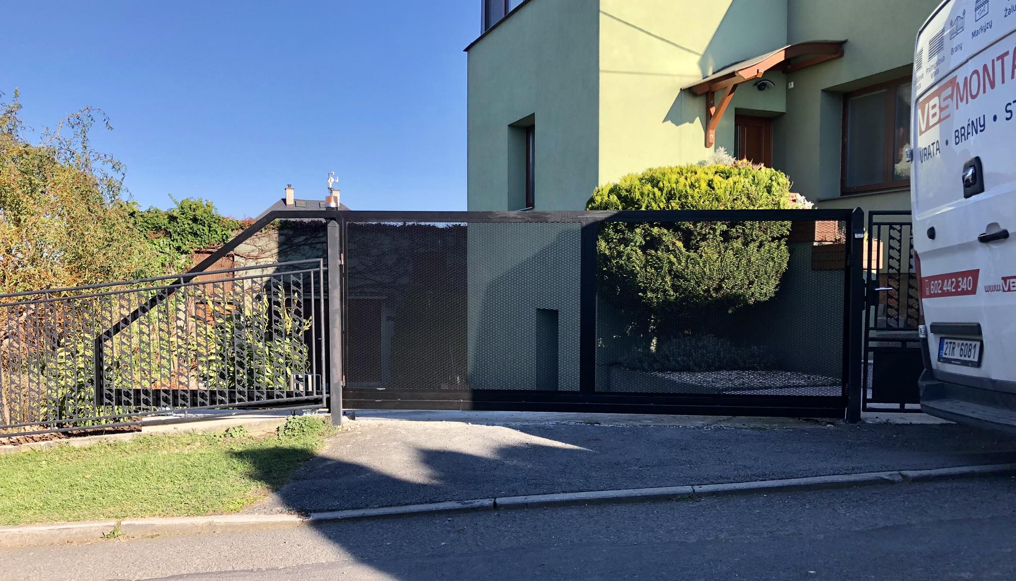 VBS montáže - vrata, brány, stínění s.r.o. foto 6