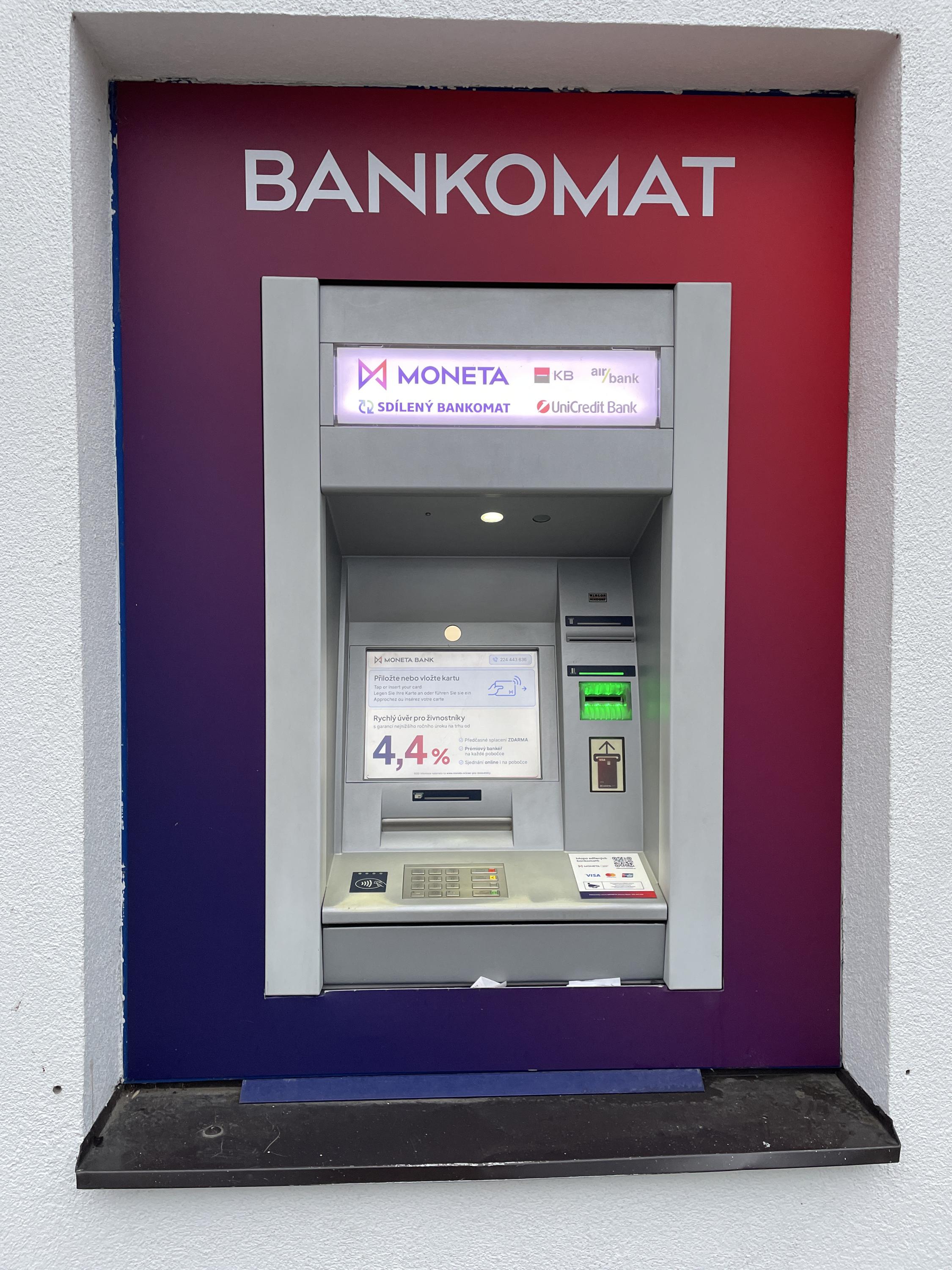 Bankomat MONETA Money Bank foto 2