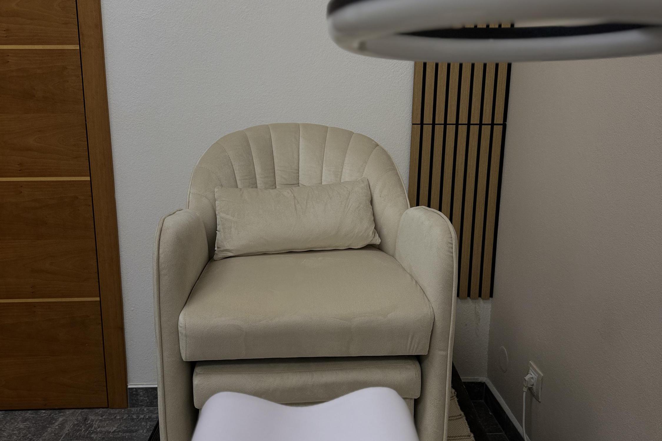 Theraya studio - pedikúra foto 1