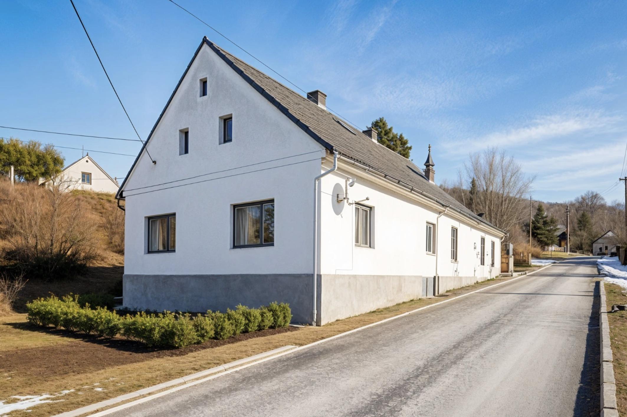 Rodinný dům k rekonstrukci, Dlouhomilov - Benkov