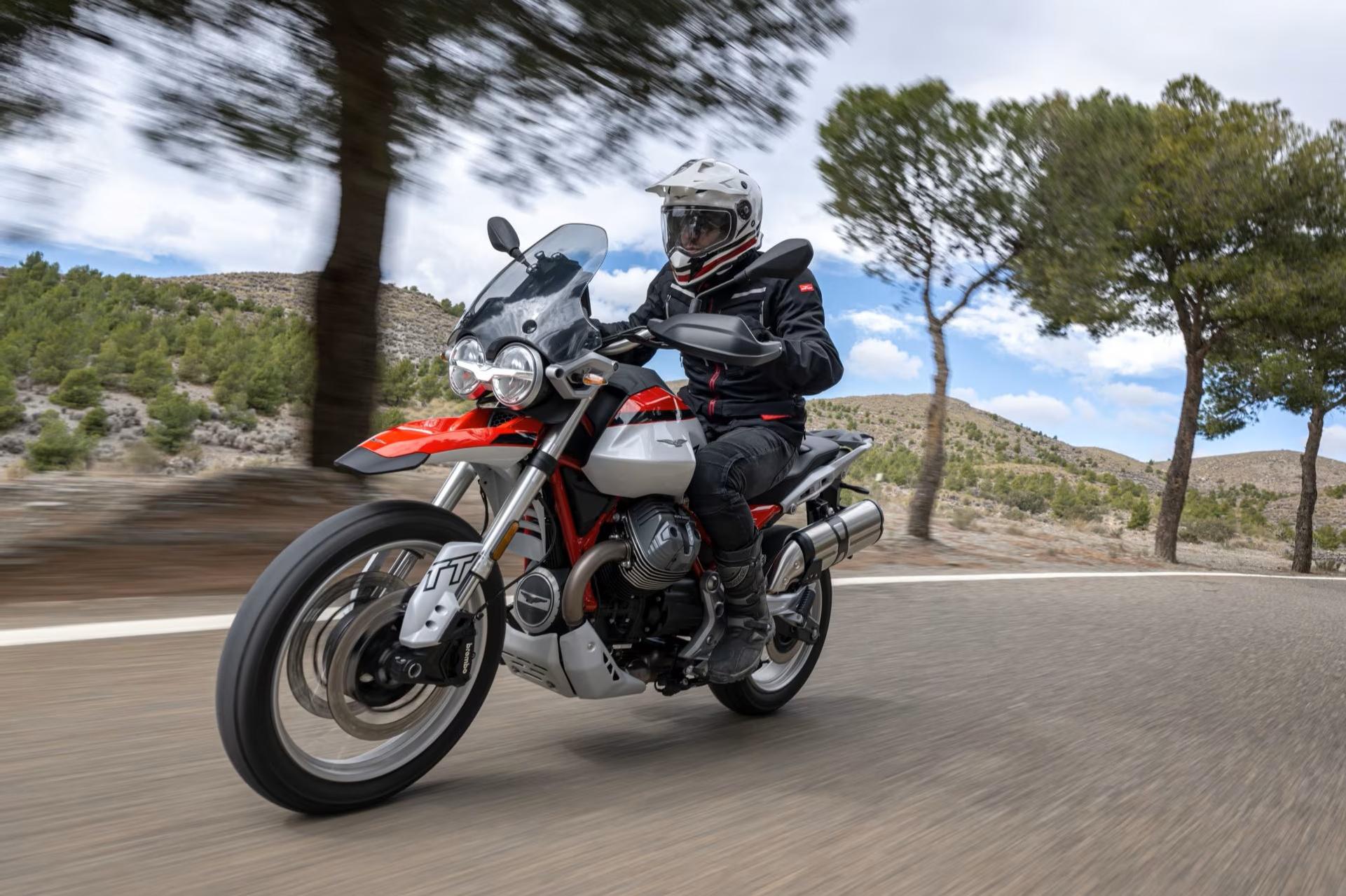 Moto Guzzi se 4-letou zárukou a bonusem 10 000 Kč