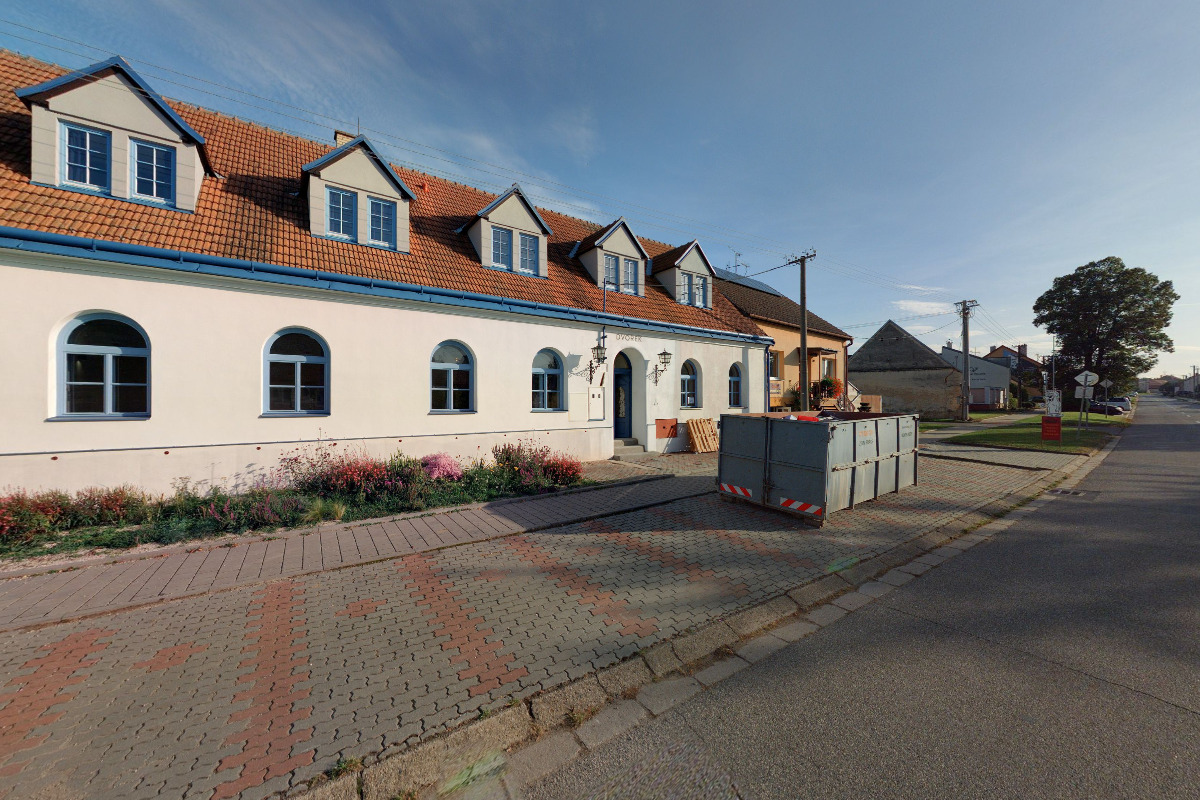 EV Wallbox 2x 22 kw Penzion Dvorek