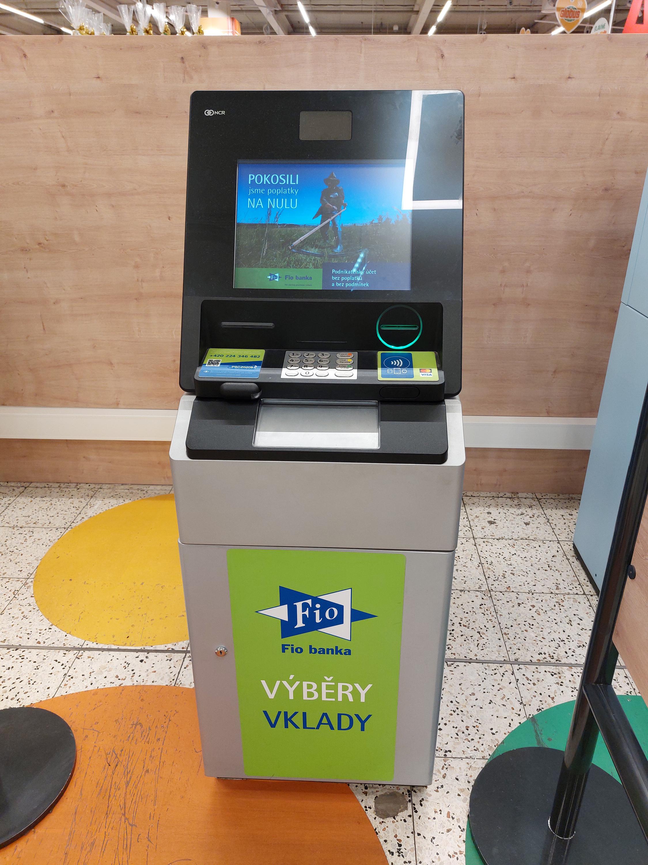 Bankomat Fio banky foto 1