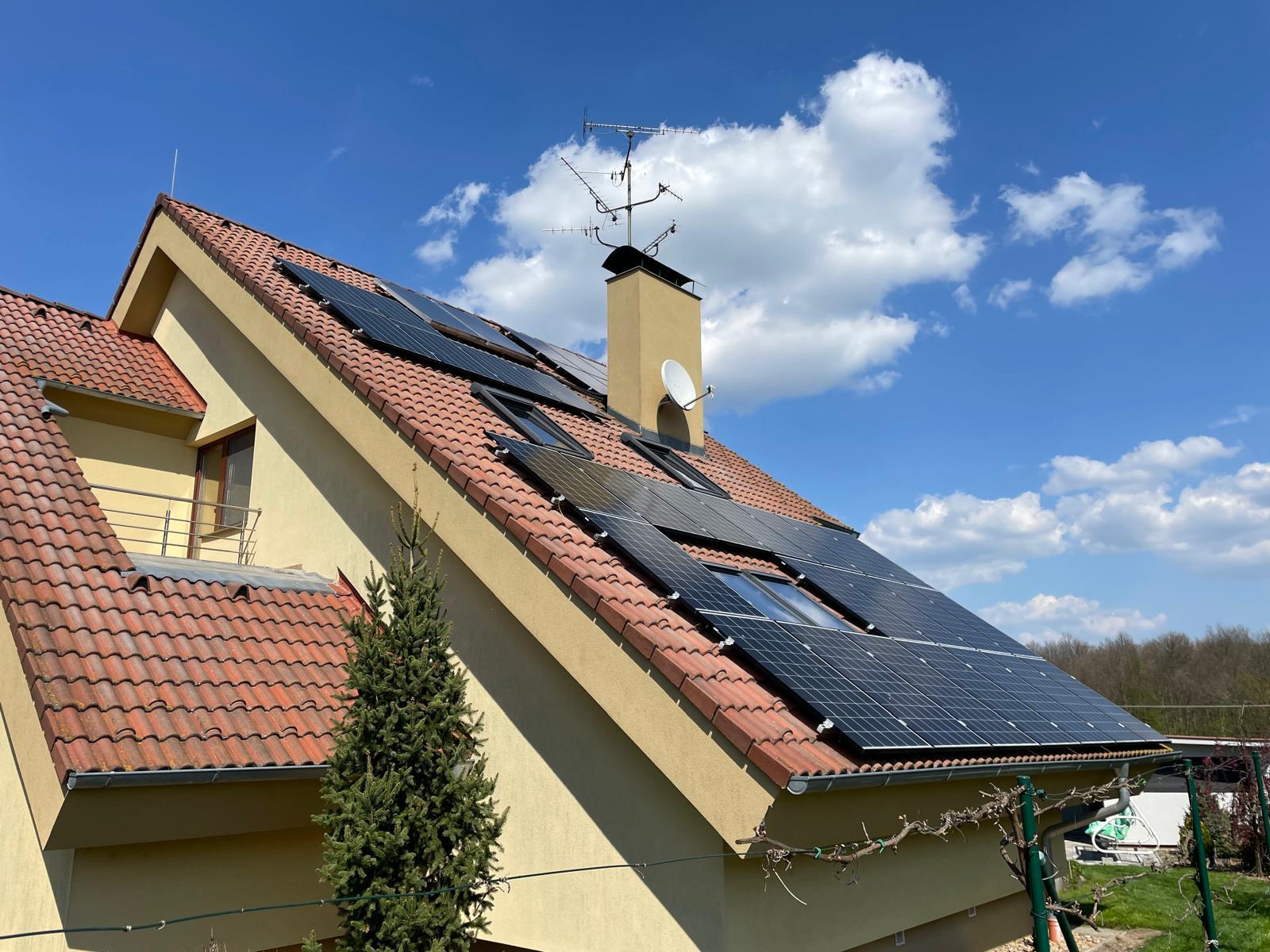 J-H REVINSTA s.r.o. foto 1