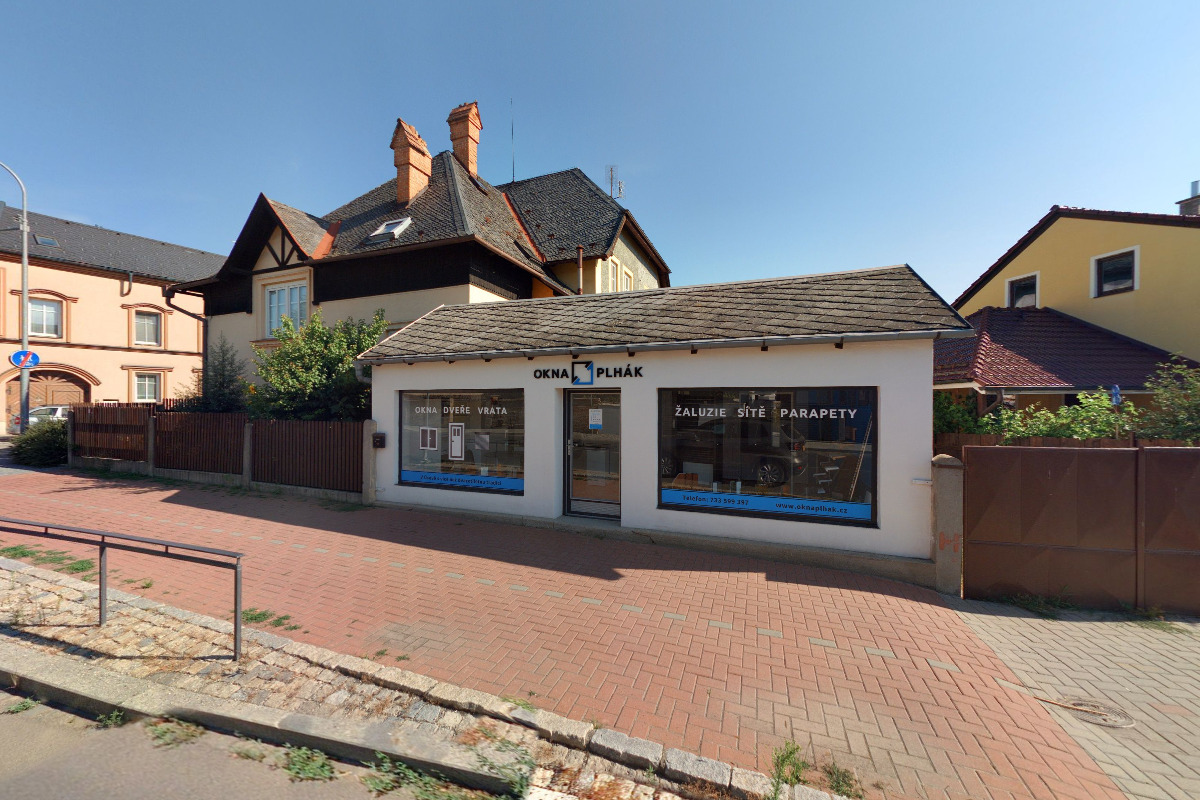 Okna Plhák