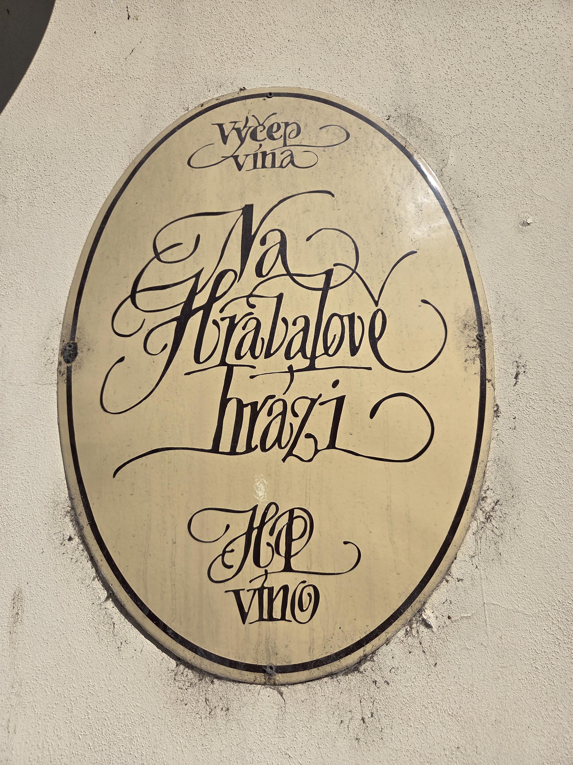 Vinárna u Hrabala foto 2