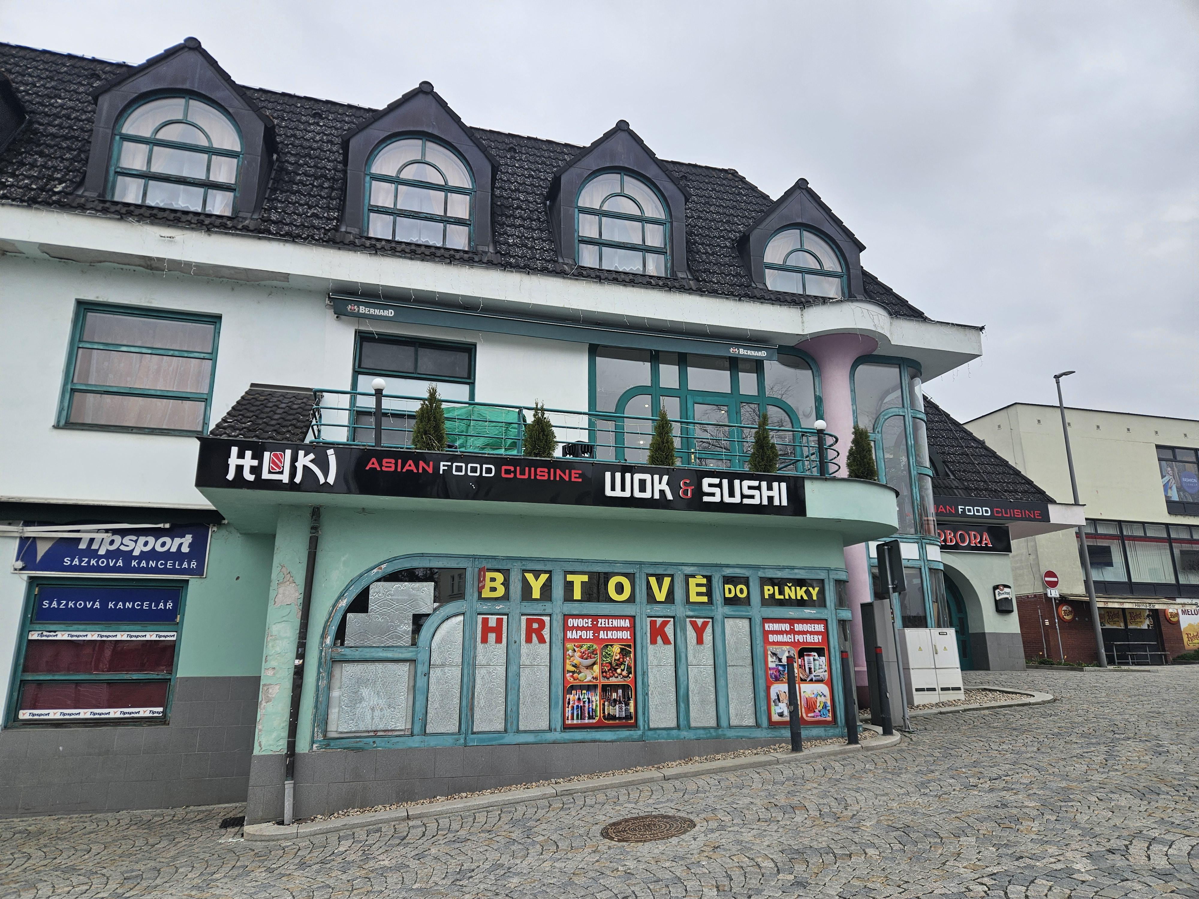 Huki Wok a Sushi foto 3