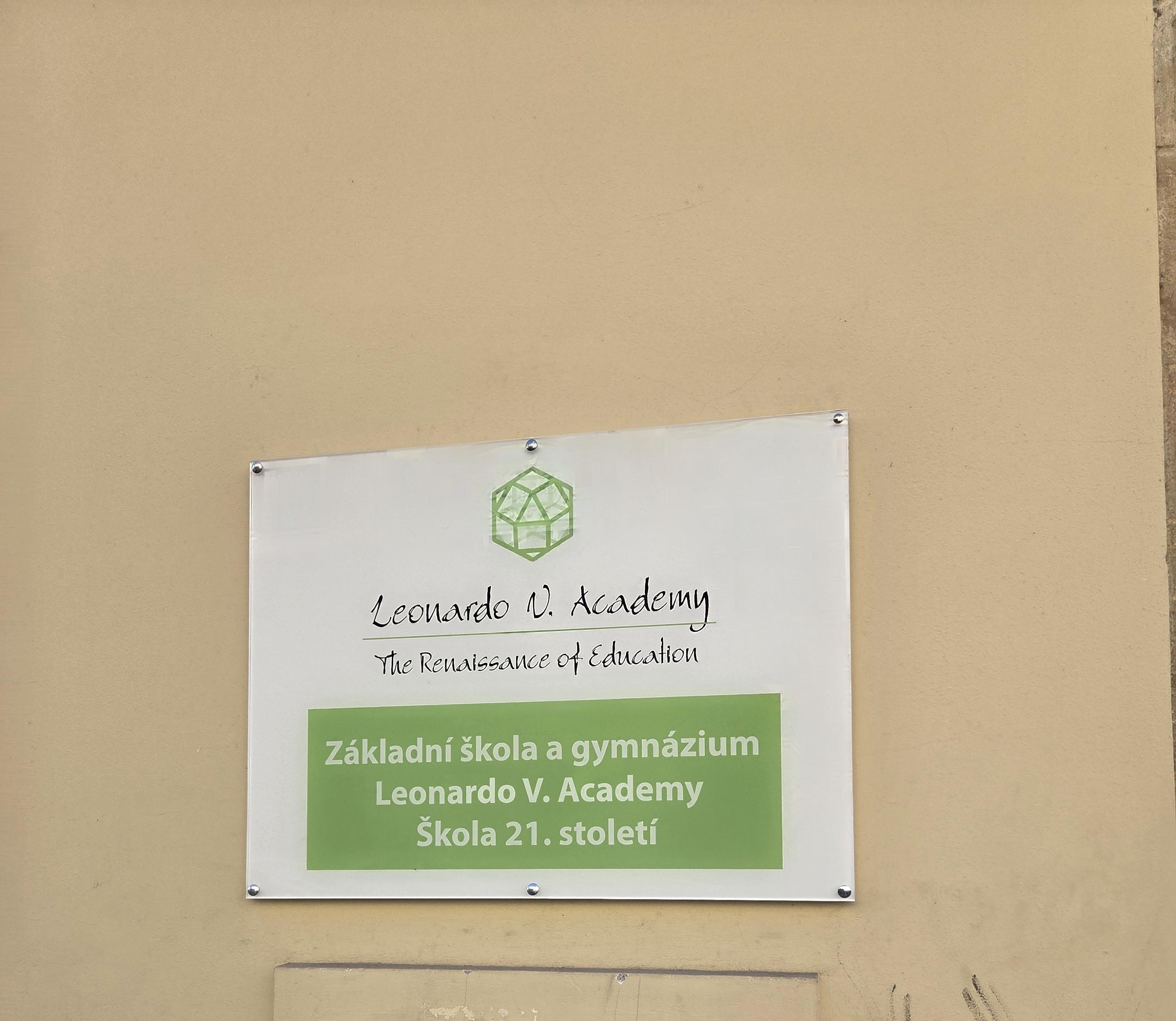Základní škola a gymnázium Leonardo V. Academy foto 2