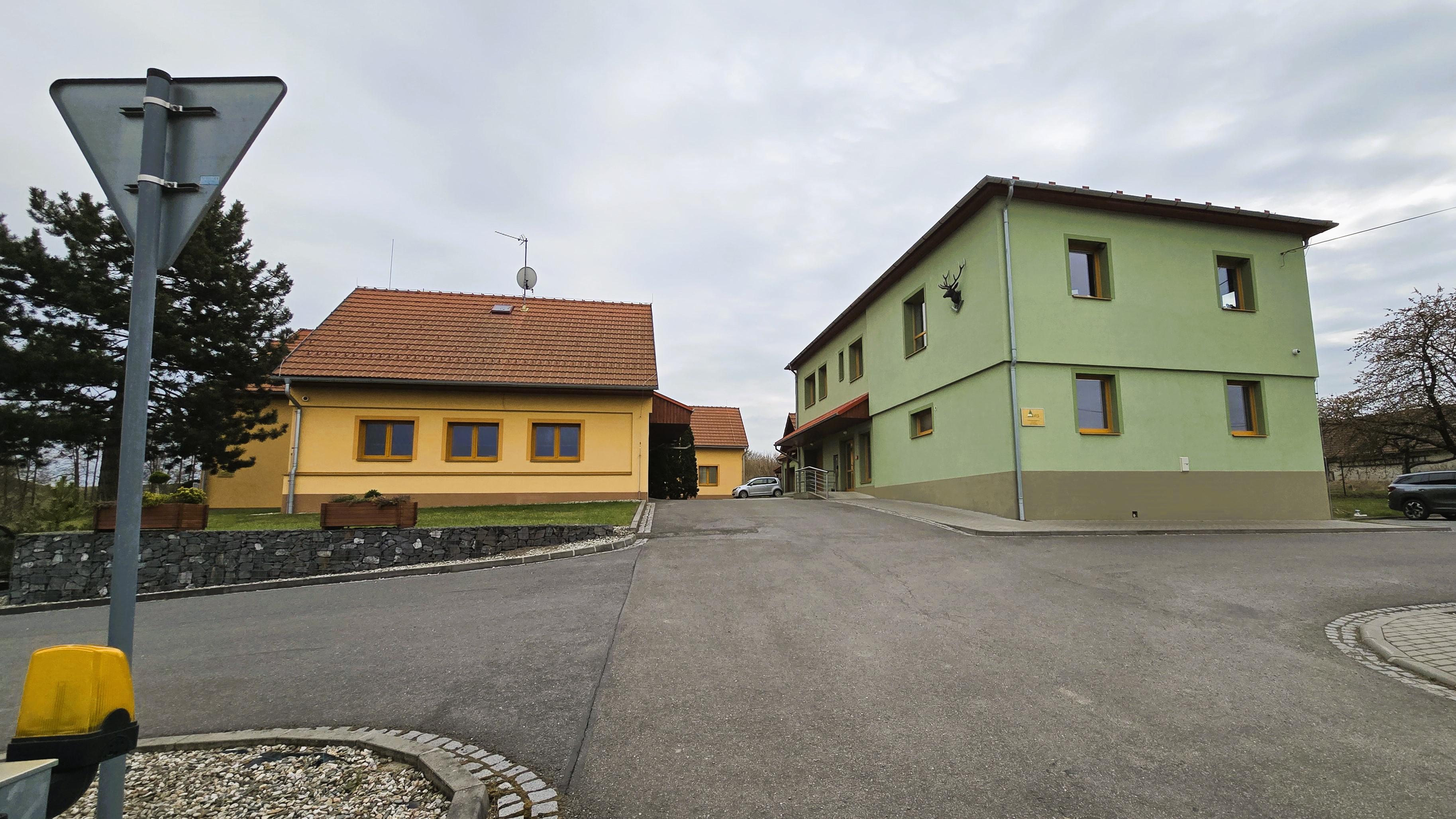 Vojenské lesy a statky ČR - DIVIZE PLUMLOV foto 2