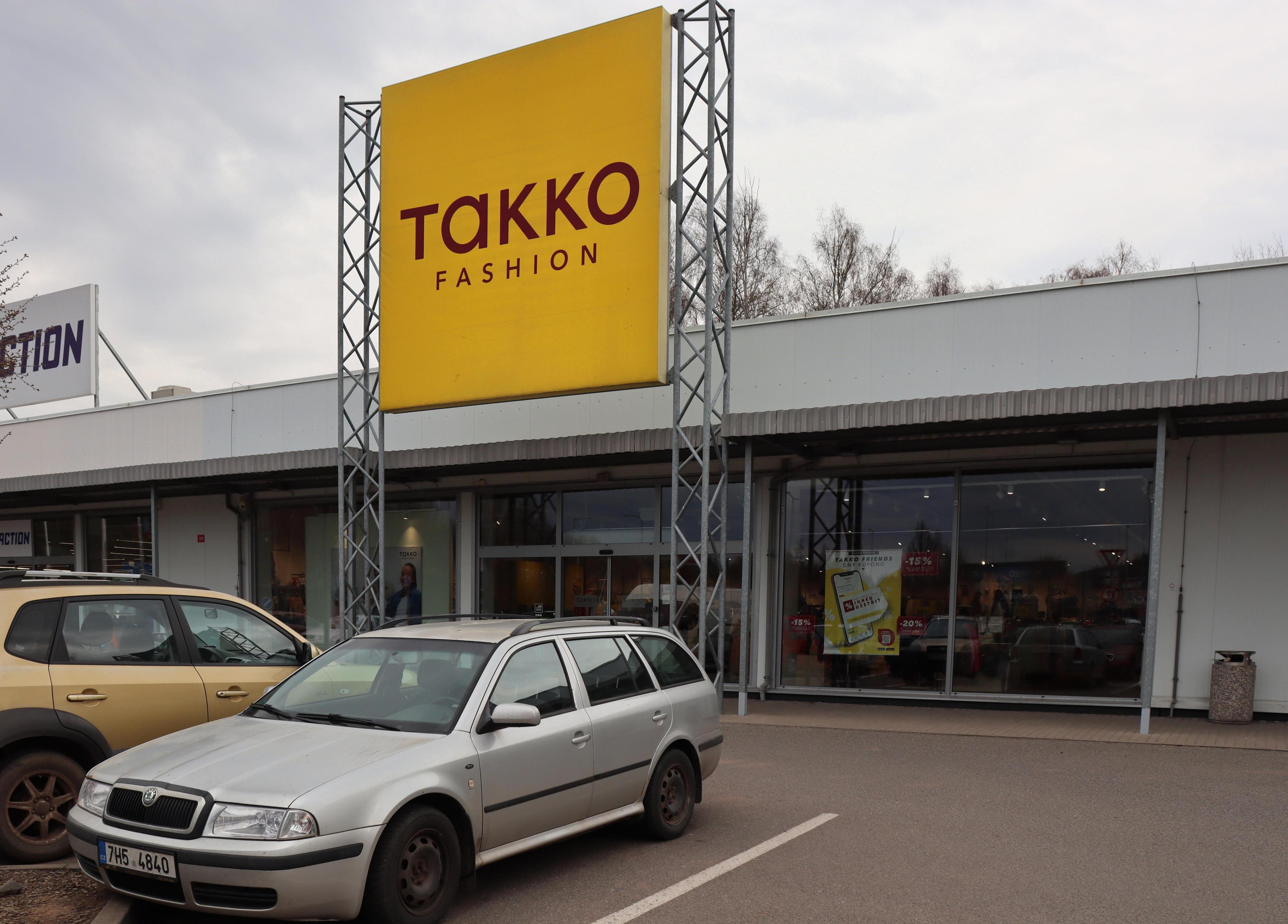 TAKKO FASHION foto 3