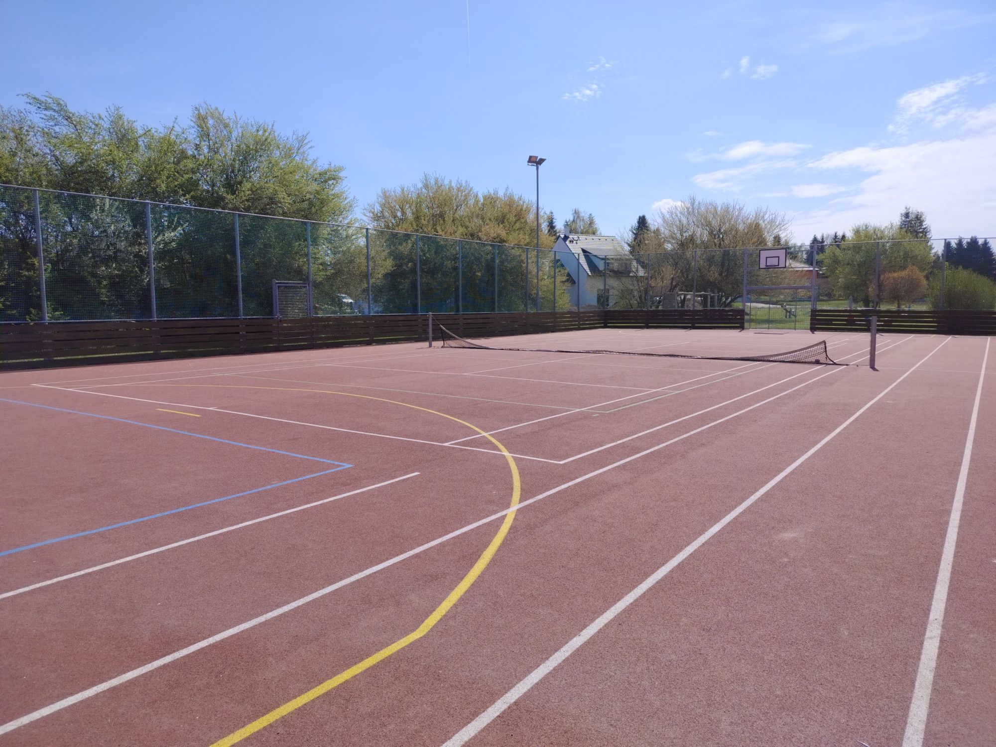 Multifunkční hřiště Tatce foto 1