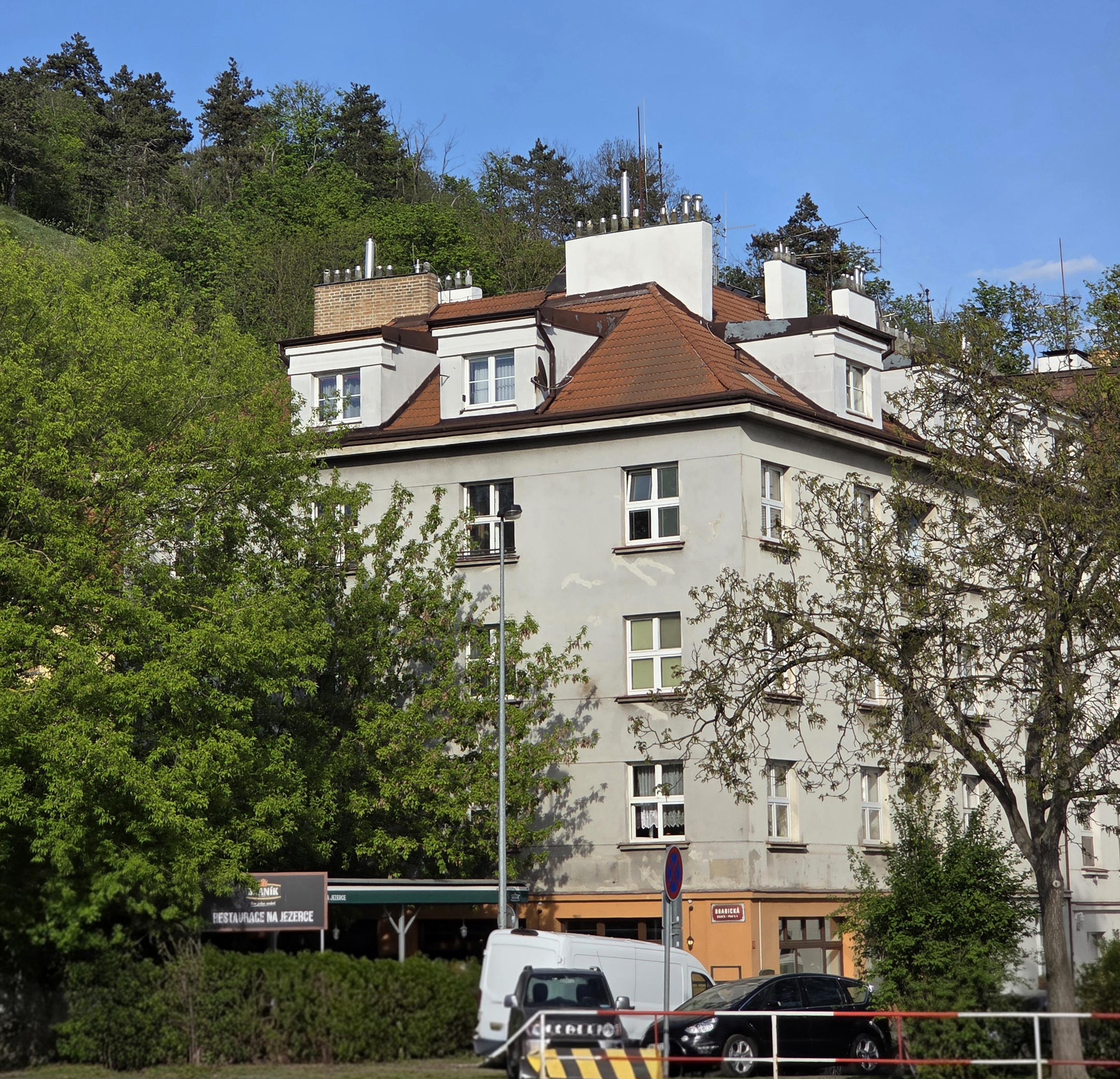 Podkrovní byt Branická foto 1