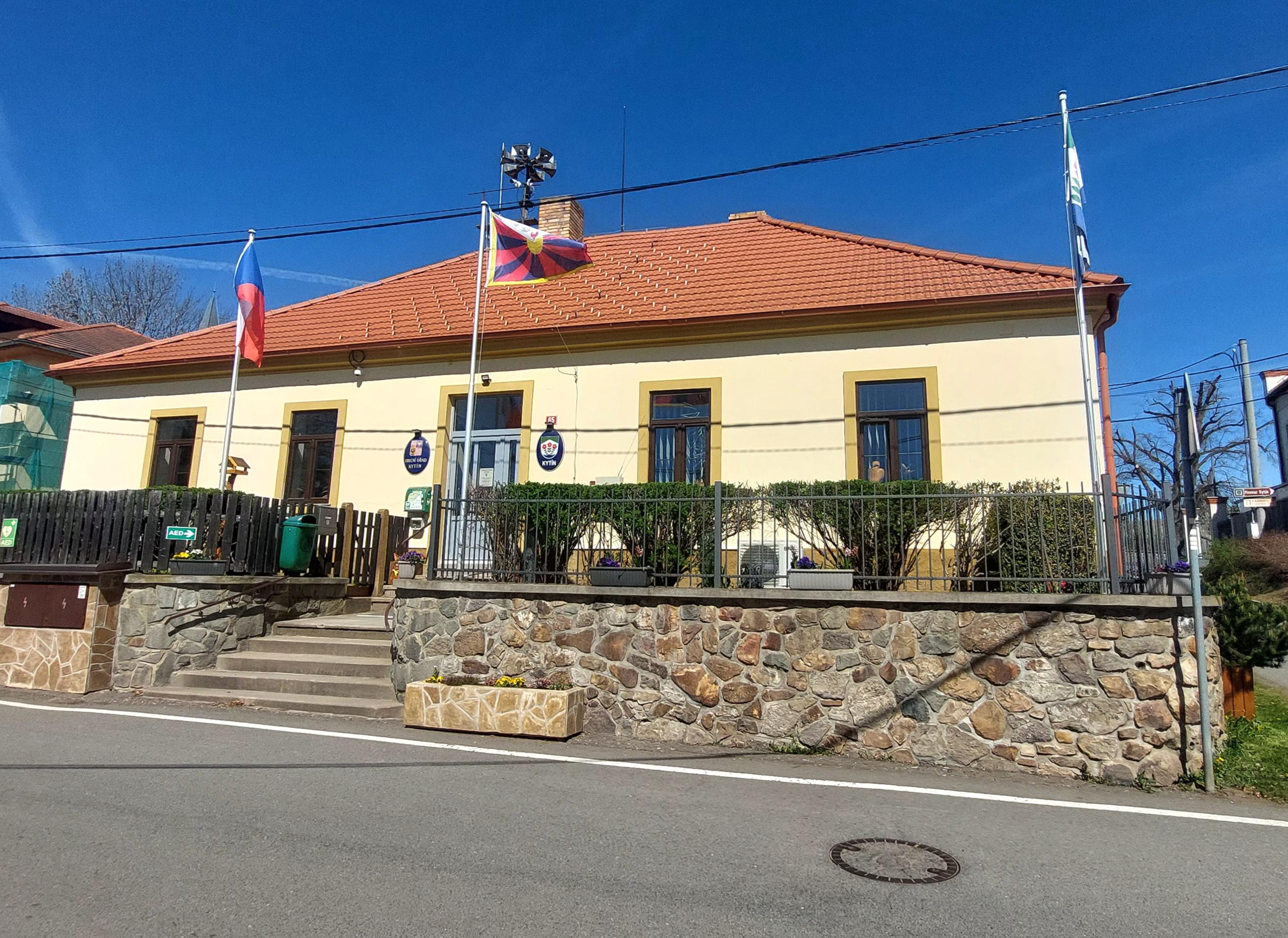 Kytín - obecní úřad foto 4