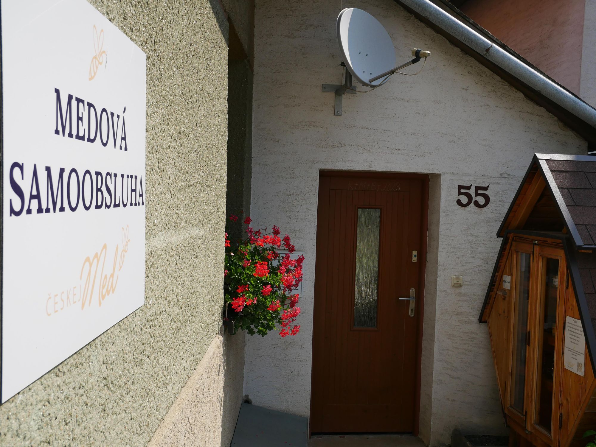 Medová samoobsluha foto 2