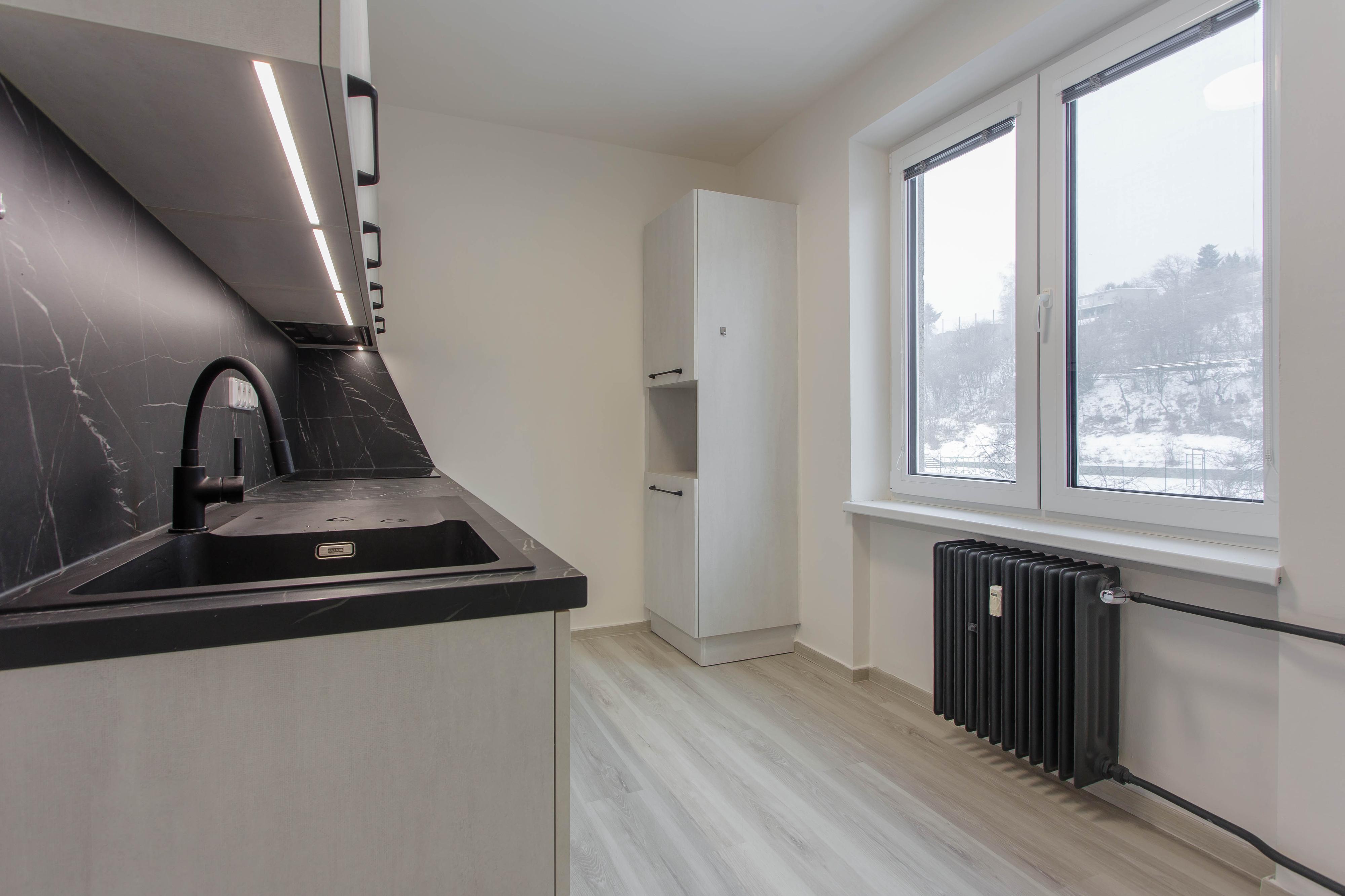 PRODÁNO: prodej bytu 2+1 v Adamově, Komenského