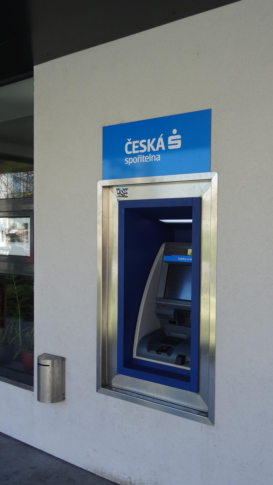 Bankomat České spořitelny foto 3