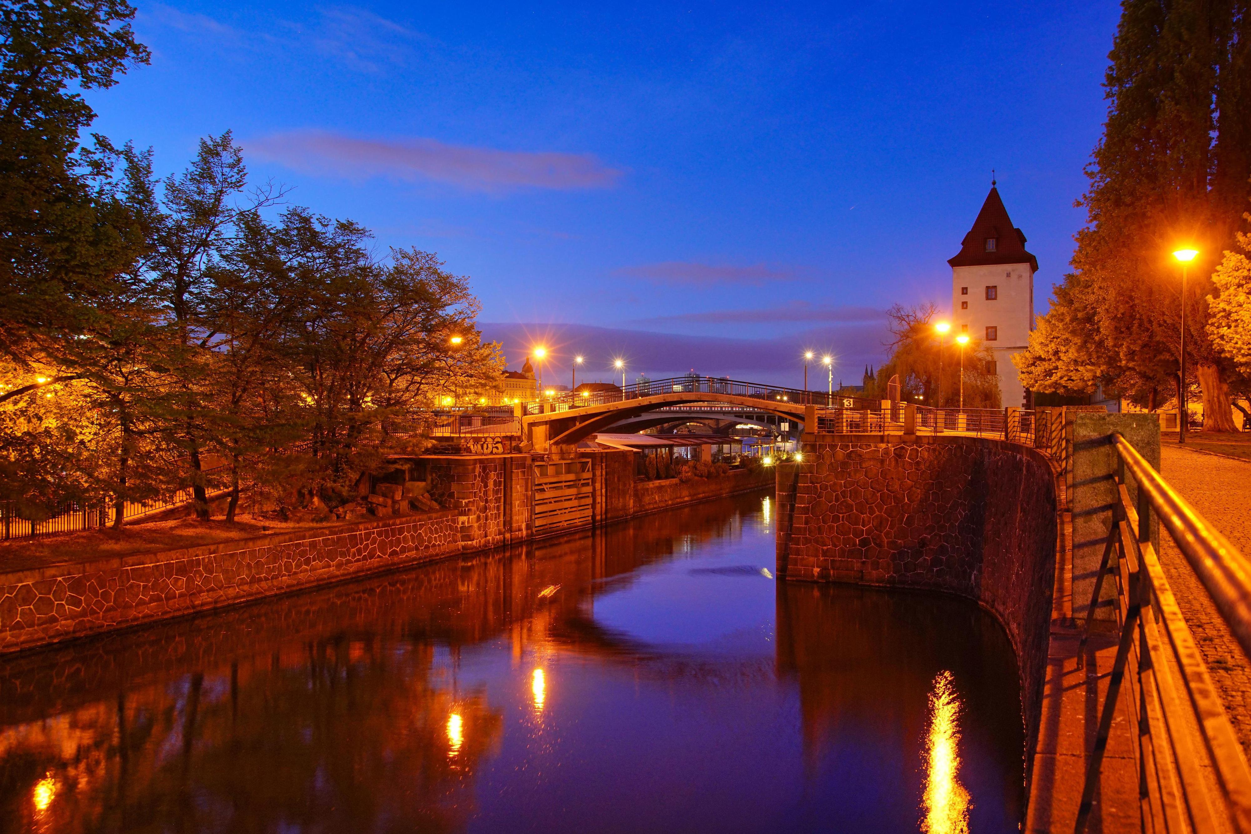 Plavební komora Praha-Smíchov foto 3