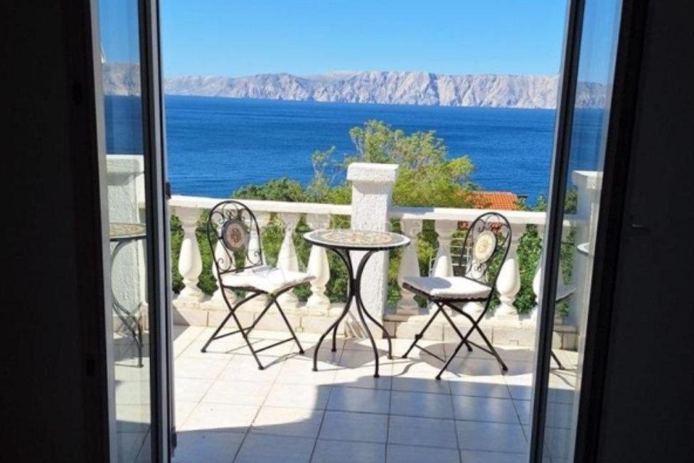 Hezký dům s panoramatickým výhledem, 2 apartmány!