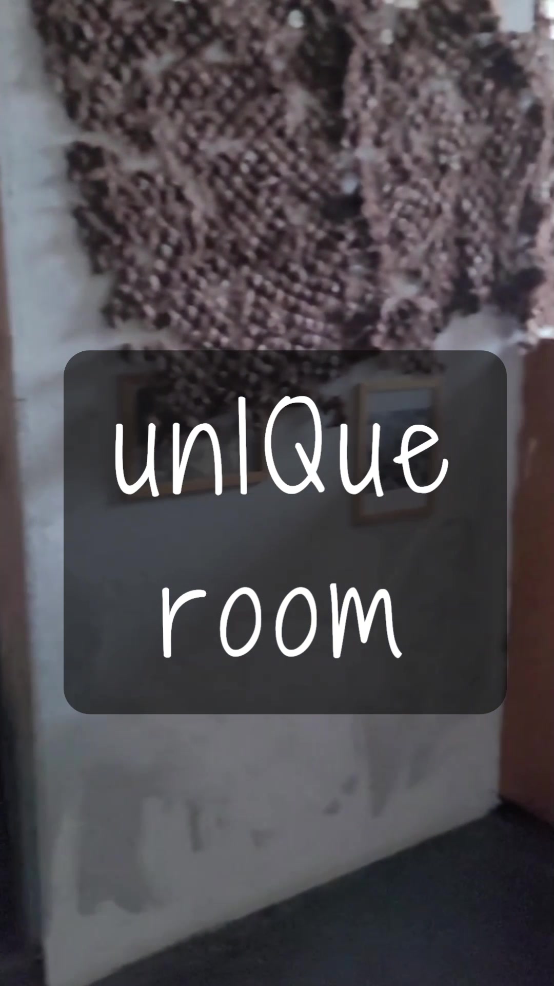unIQue room foto 2 (náhled videa)