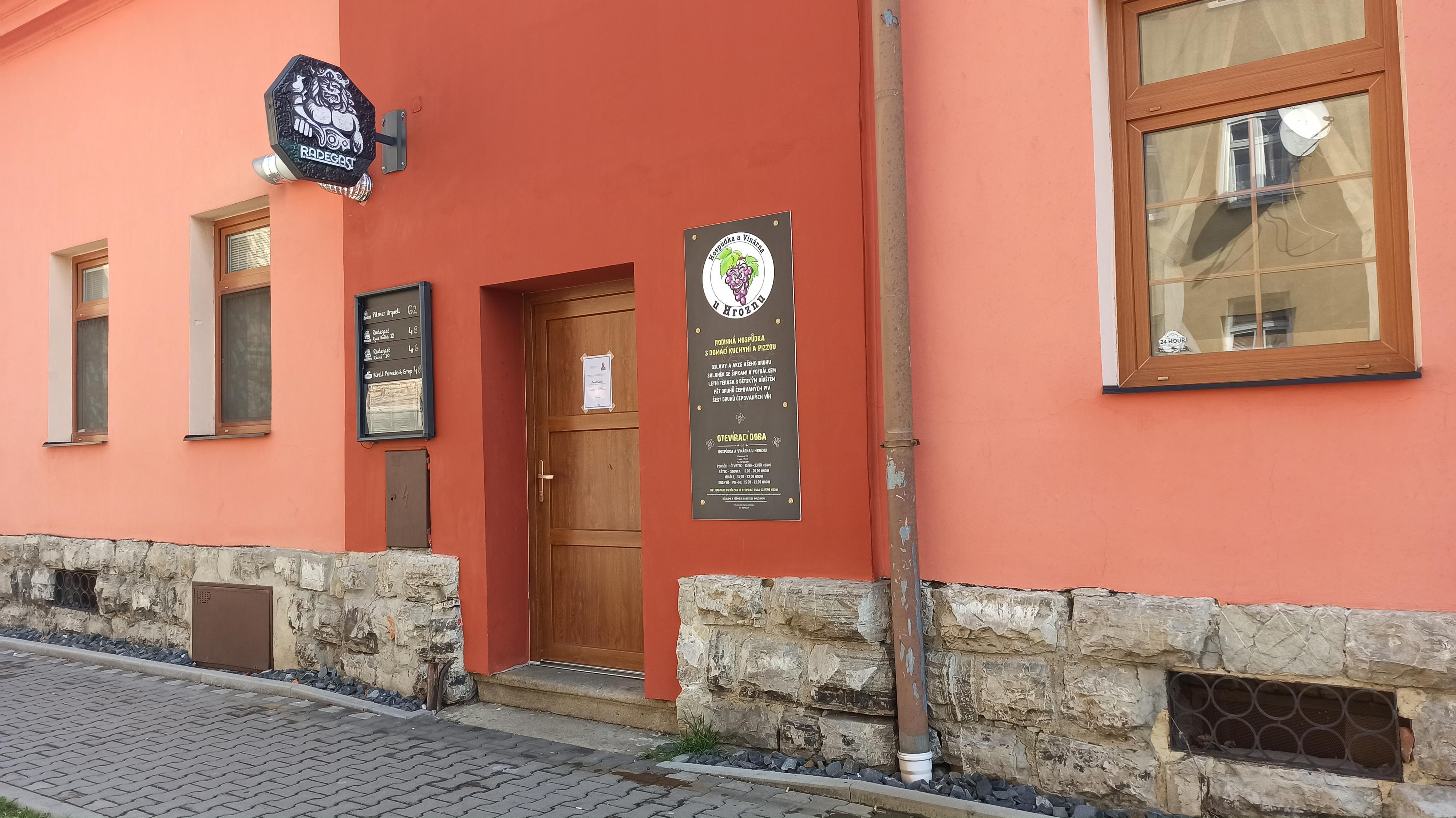 Hospůdka a Vinárna u Hroznu foto 2