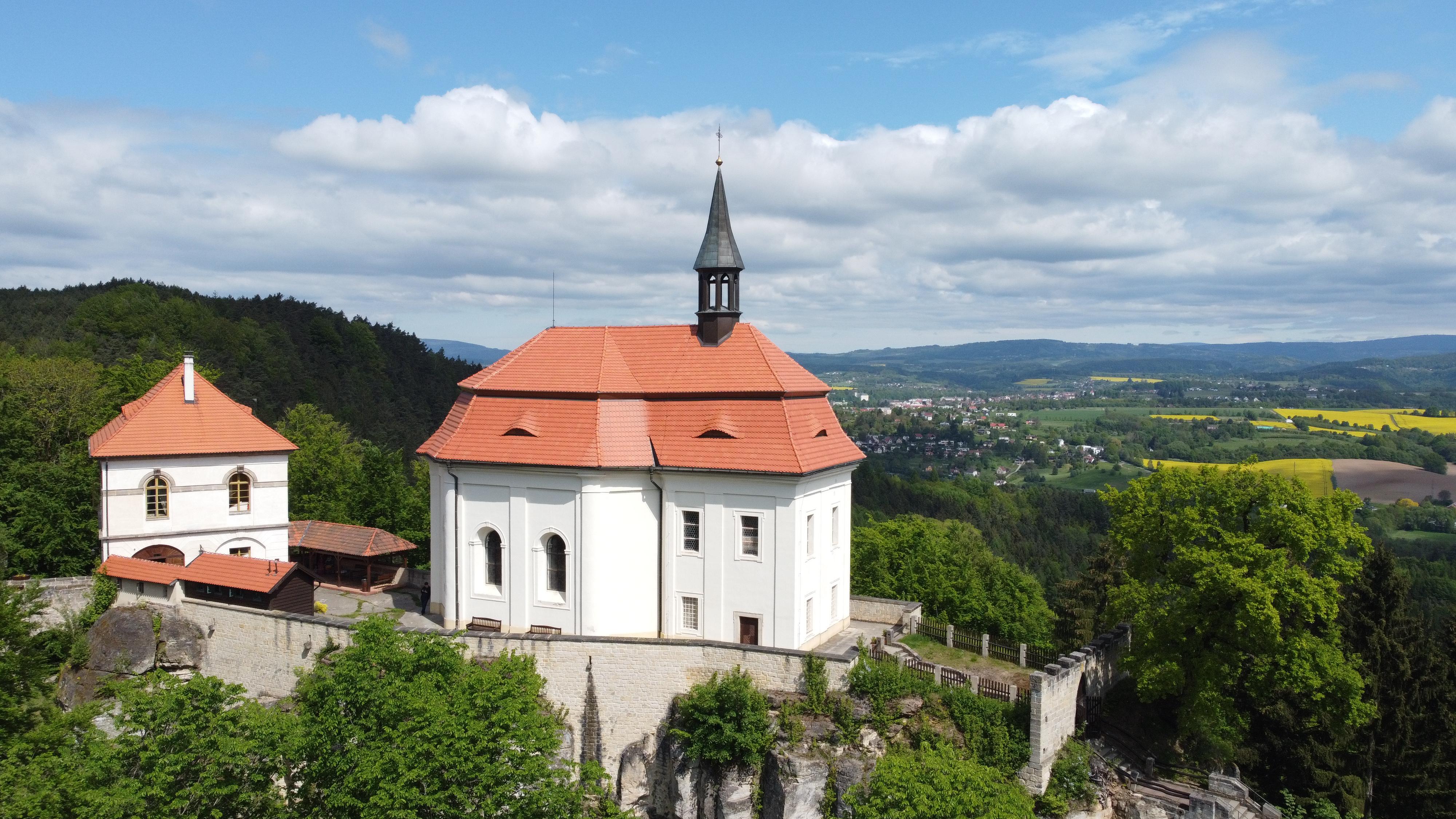 Hrad Valdštejn foto 2