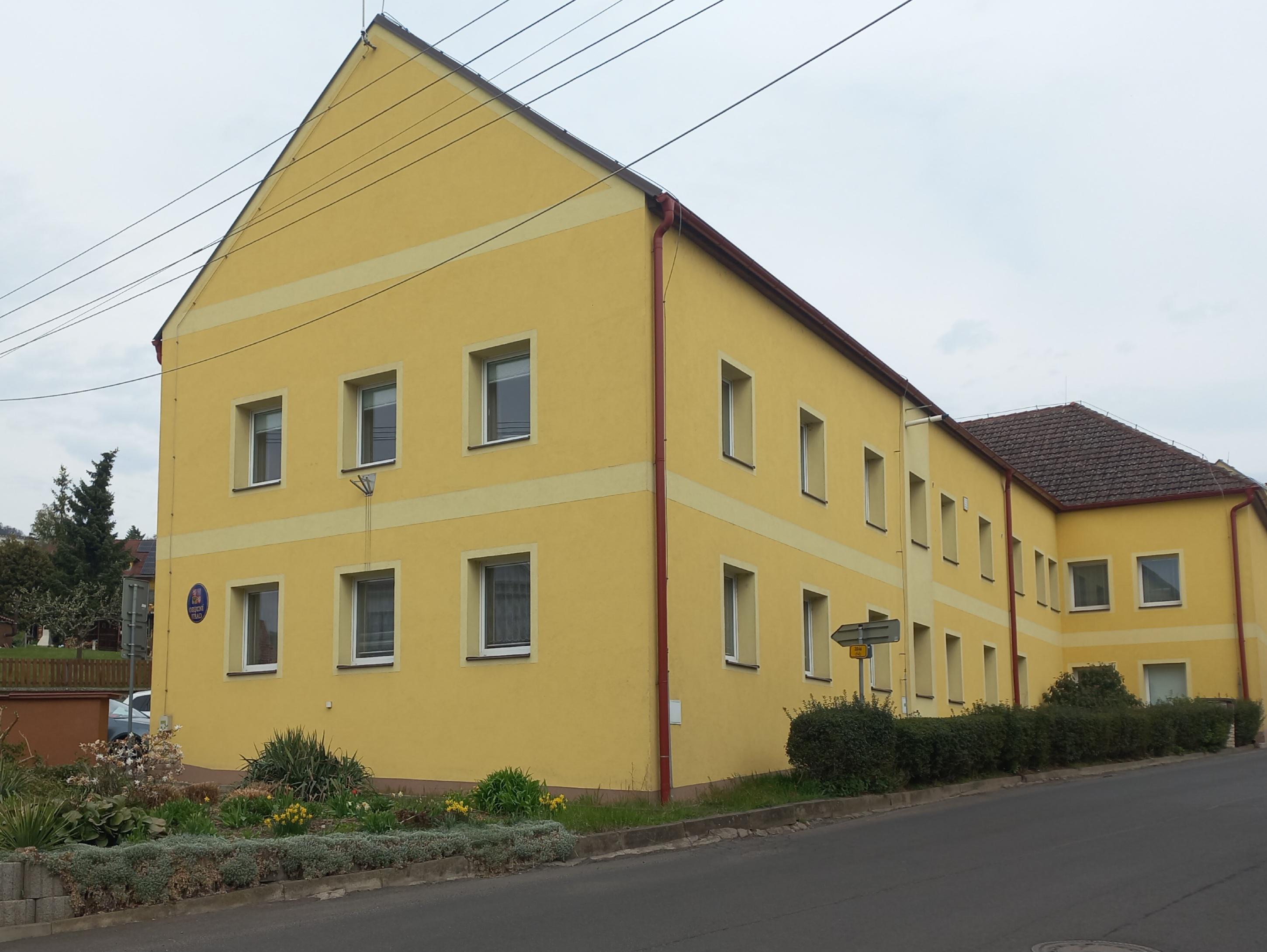 Žitenice - obecní úřad foto 6