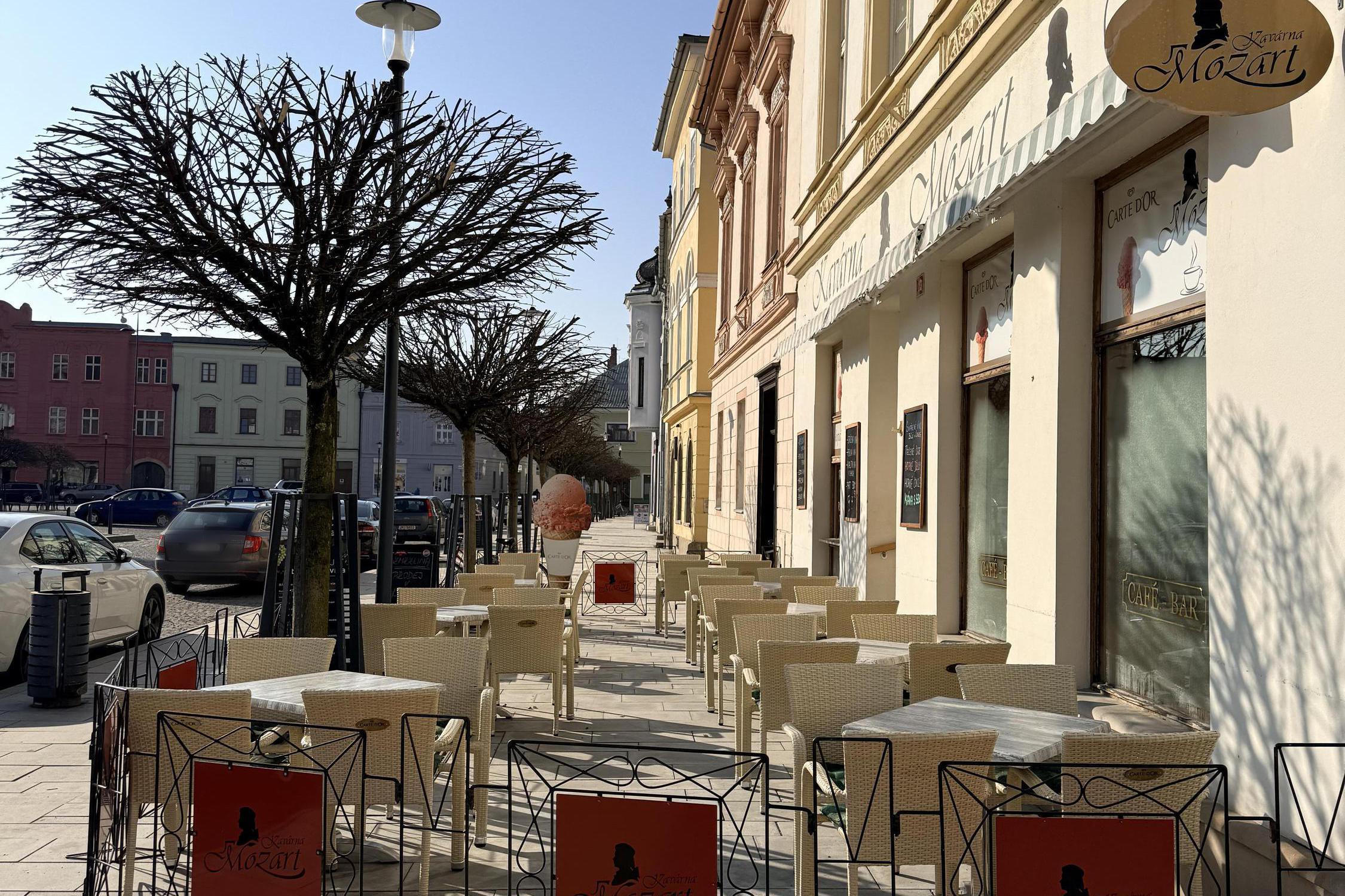 Kavárna a vinotéka Mozart