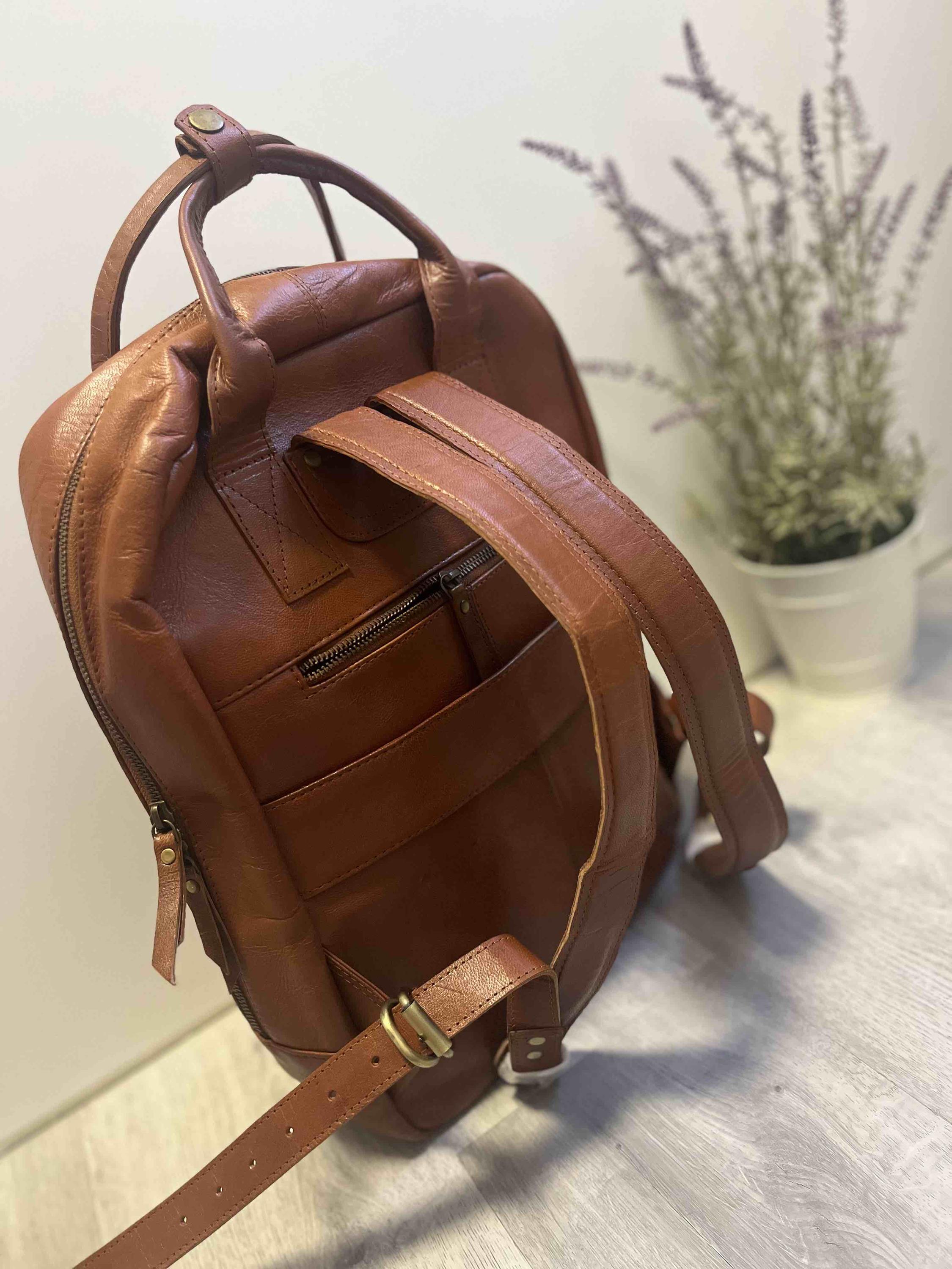 Opravna oděvů & šicí dílna, kožená galanterie foto 3