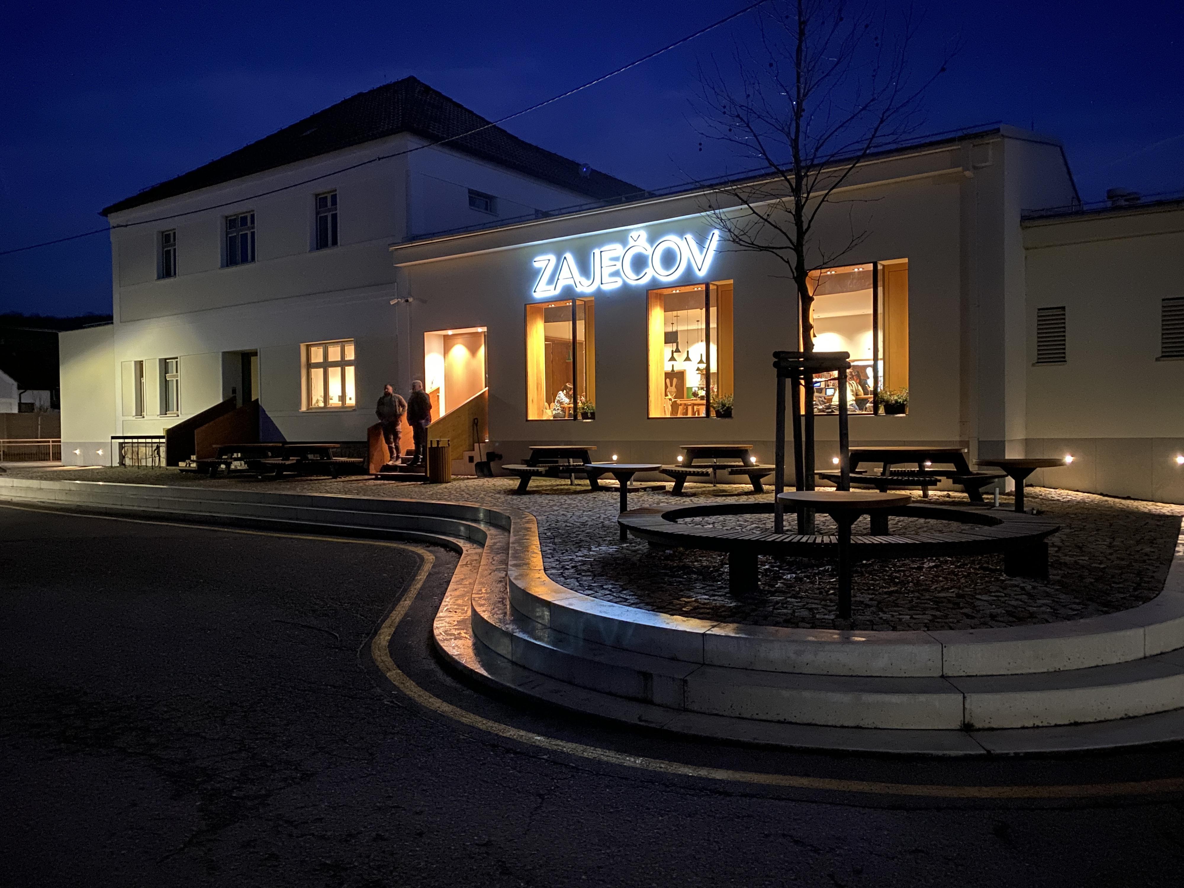 Lidový dům Zaječov foto 2