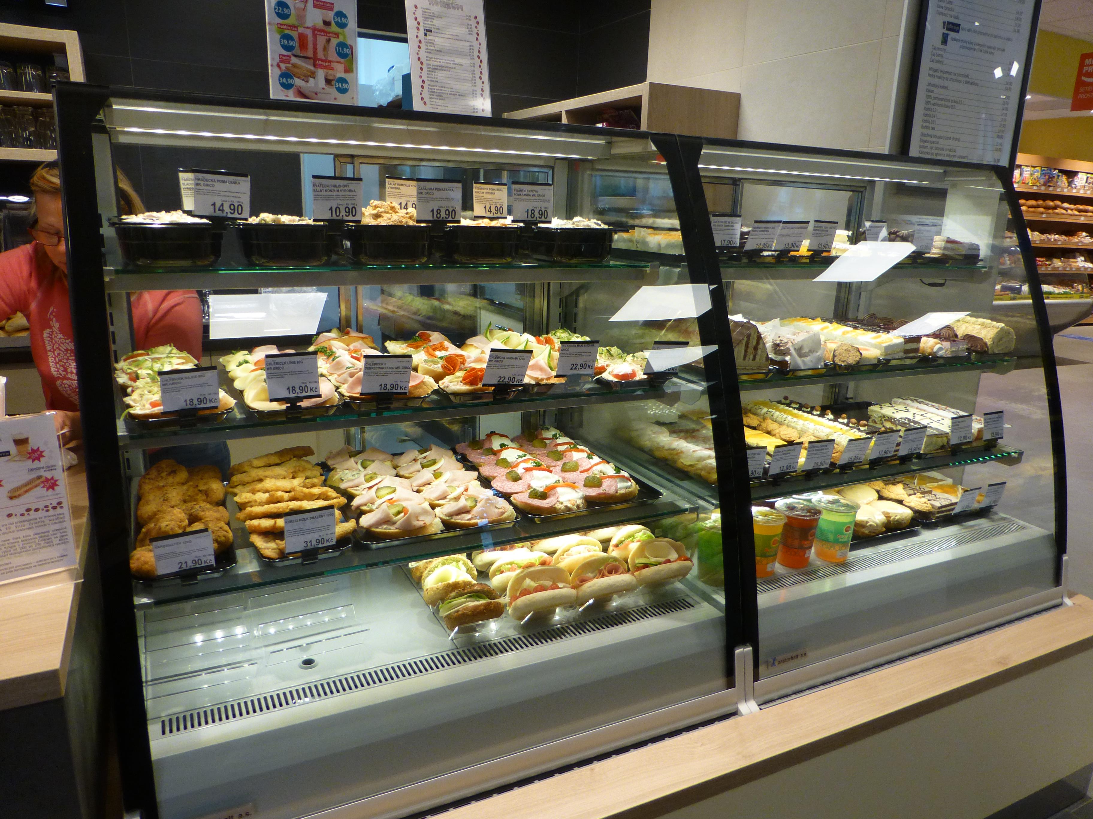 KONZUM Cafe foto 3