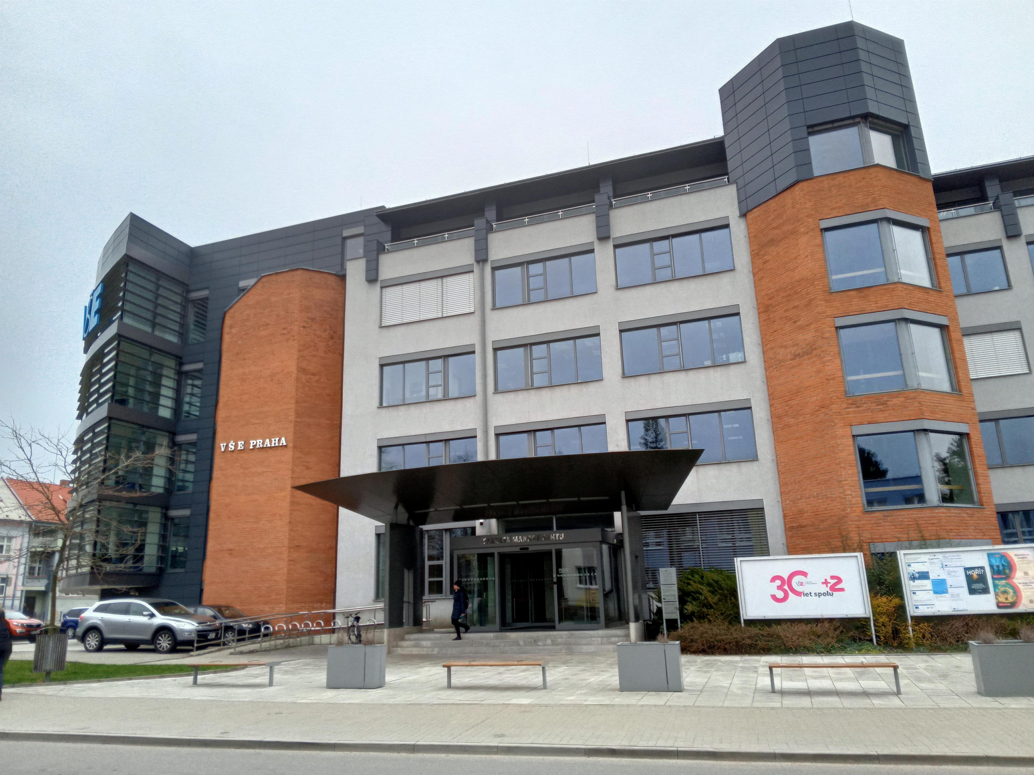 Fakulta managementu VŠE foto 6