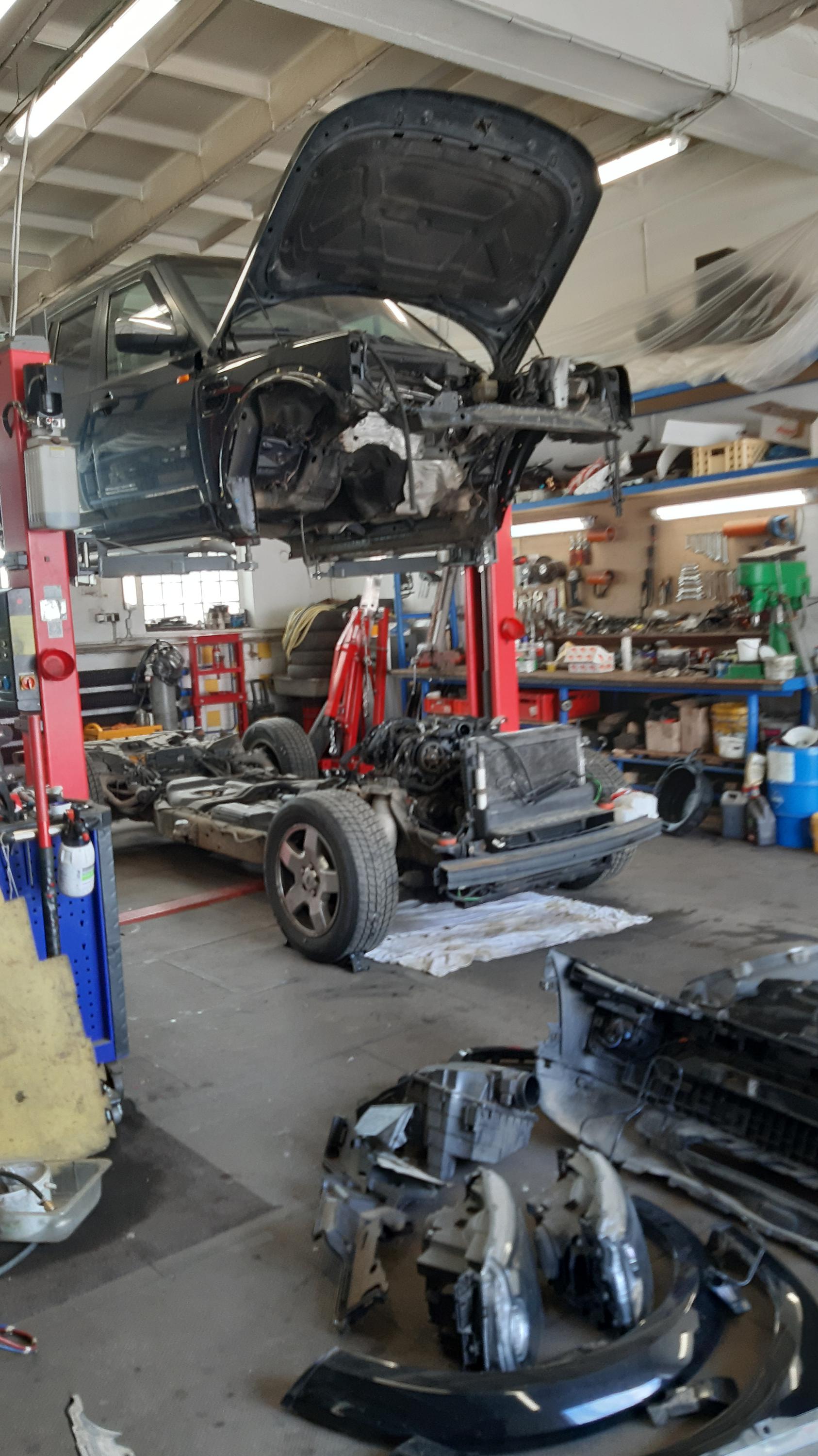TKH AUTOSERVIS foto 5