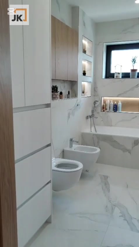 Jan Kvašňovský - Kuchyně a nábytek na míru foto 2 (náhled videa)