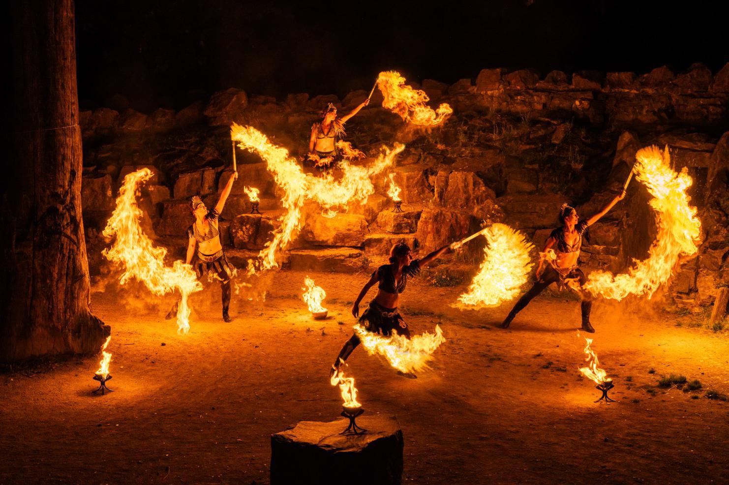 Ilusias - UV Light & Fire show