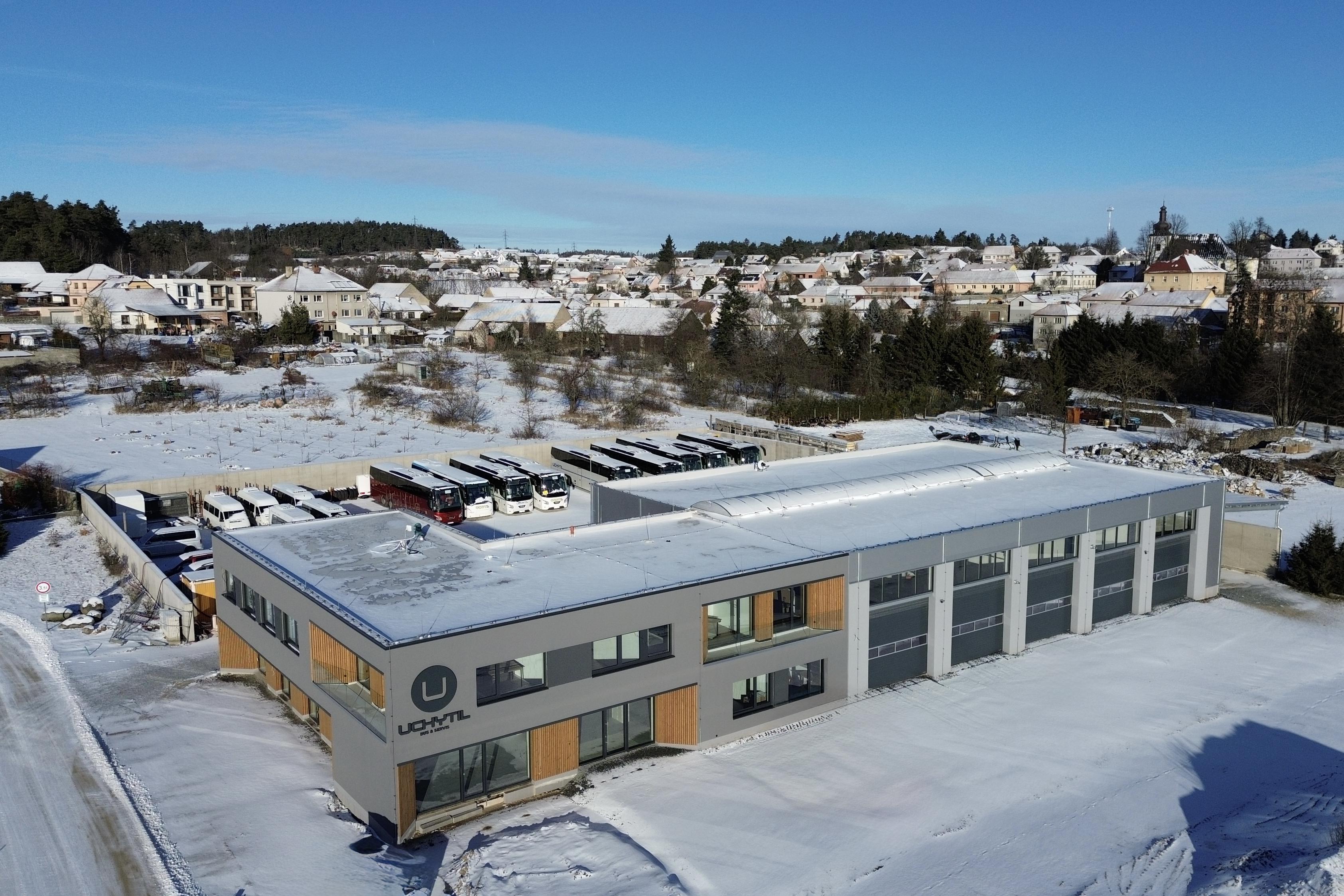 Uchytil bus a servis foto 1