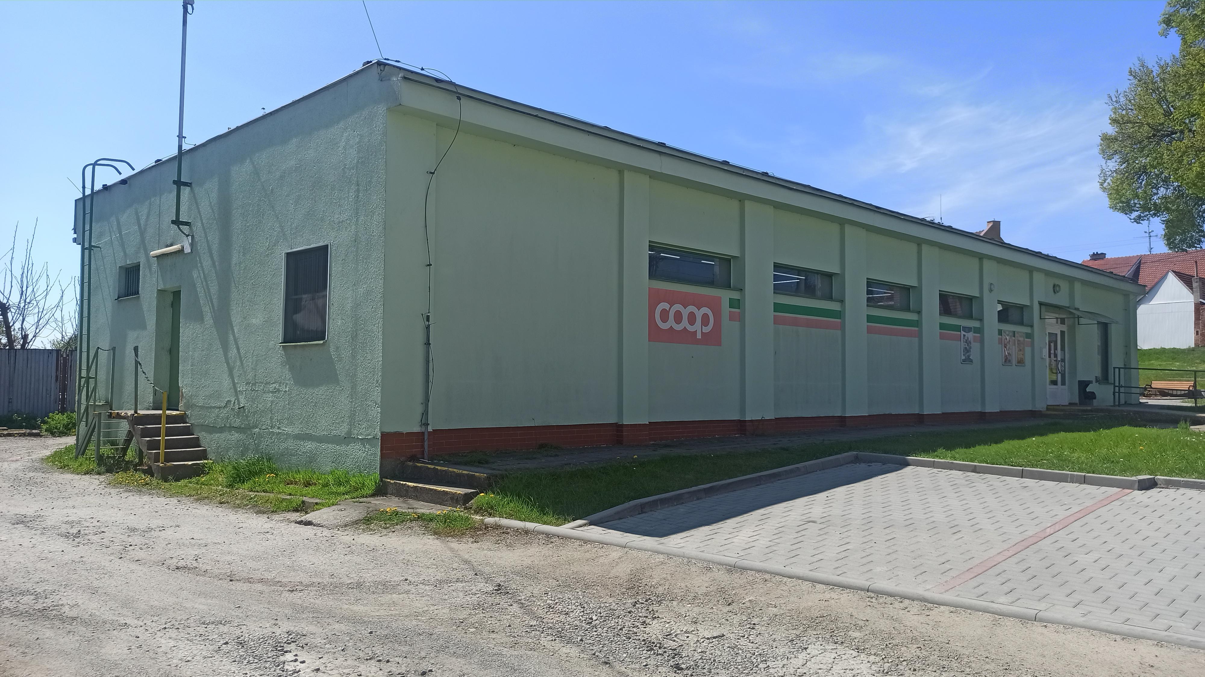 Jednota, spotřební družstvo v Hodoníně - COOP foto 2
