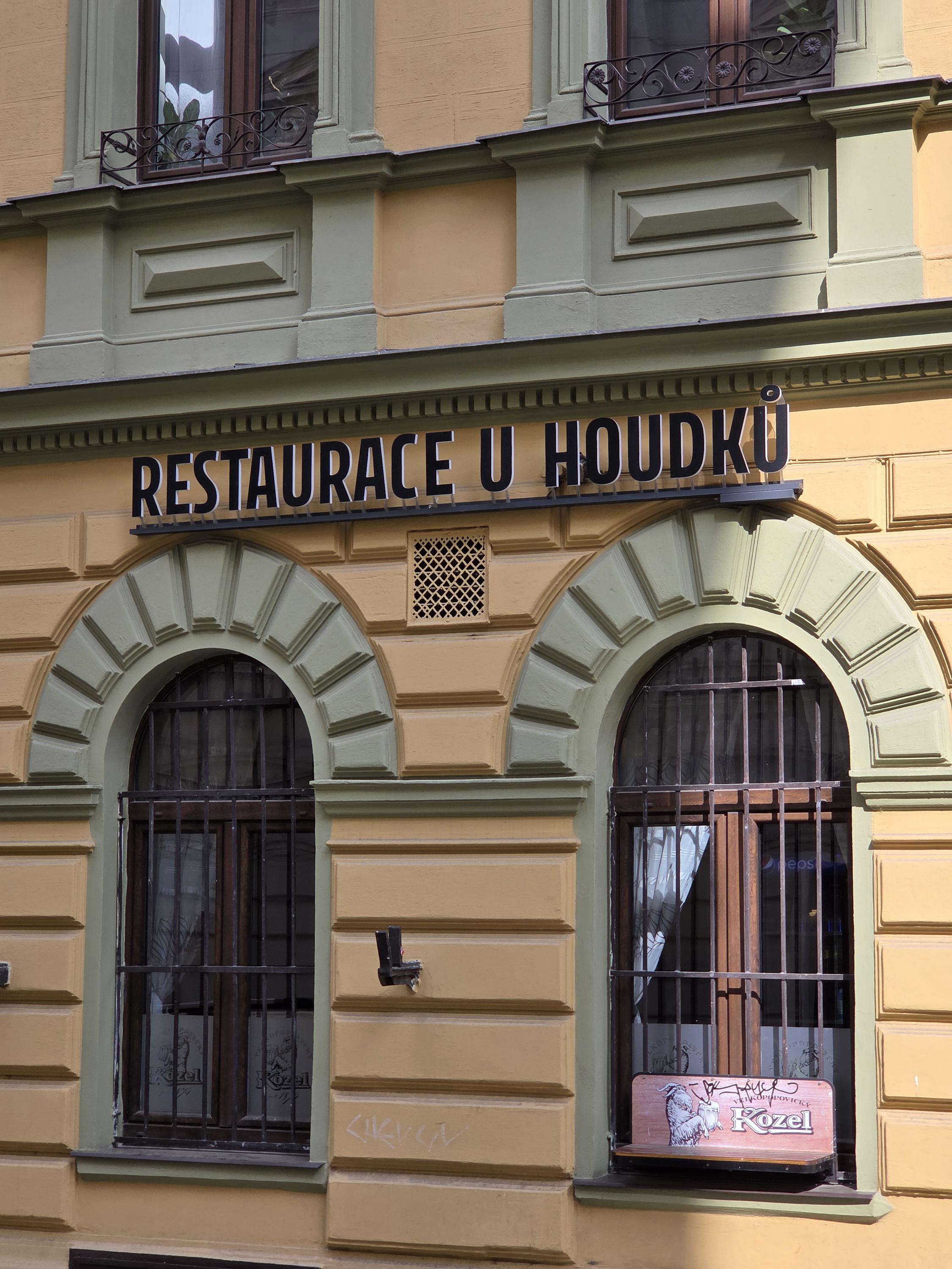 Restaurace U Houdků foto 3