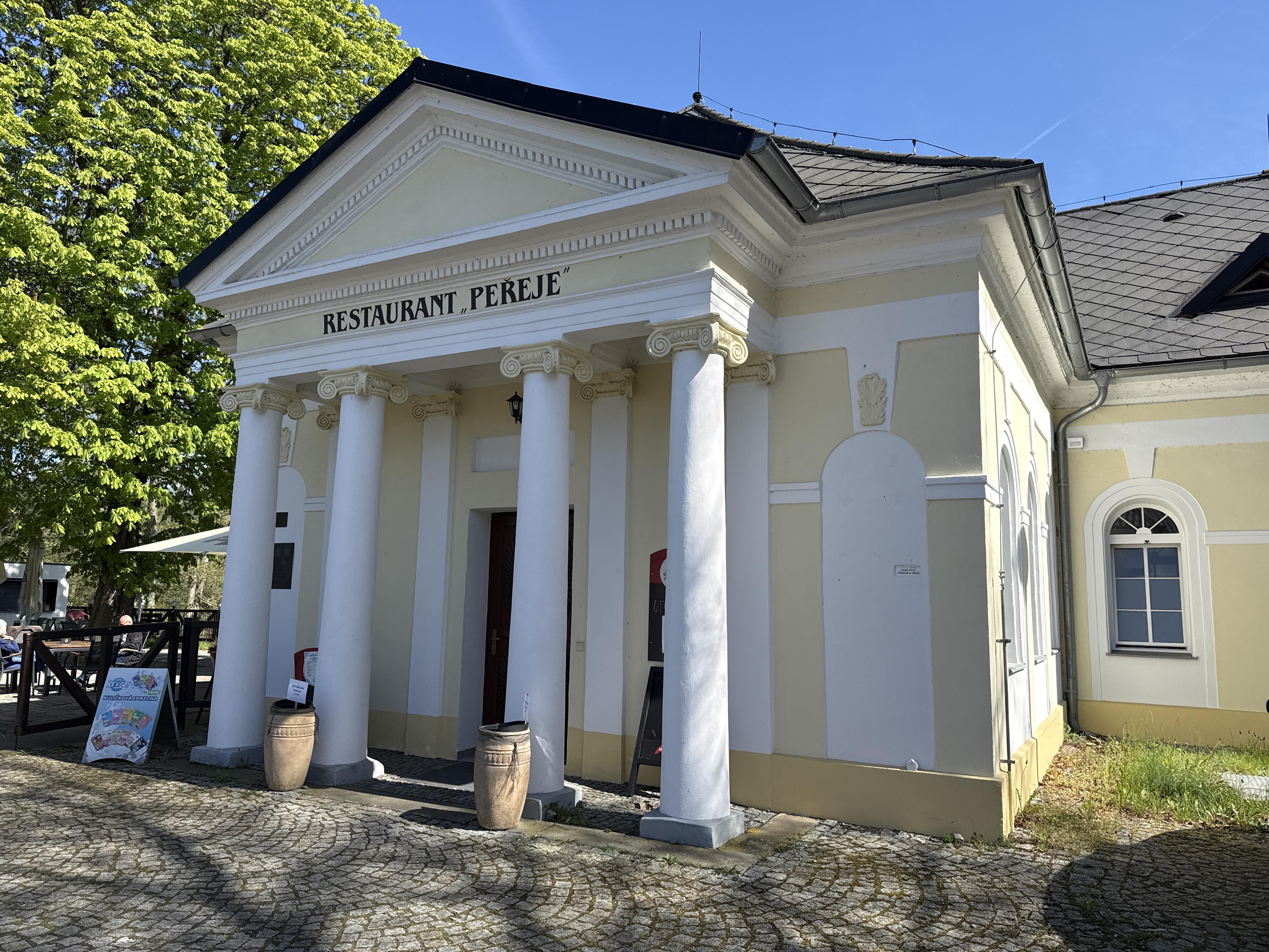 Restaurace Peřeje foto 2