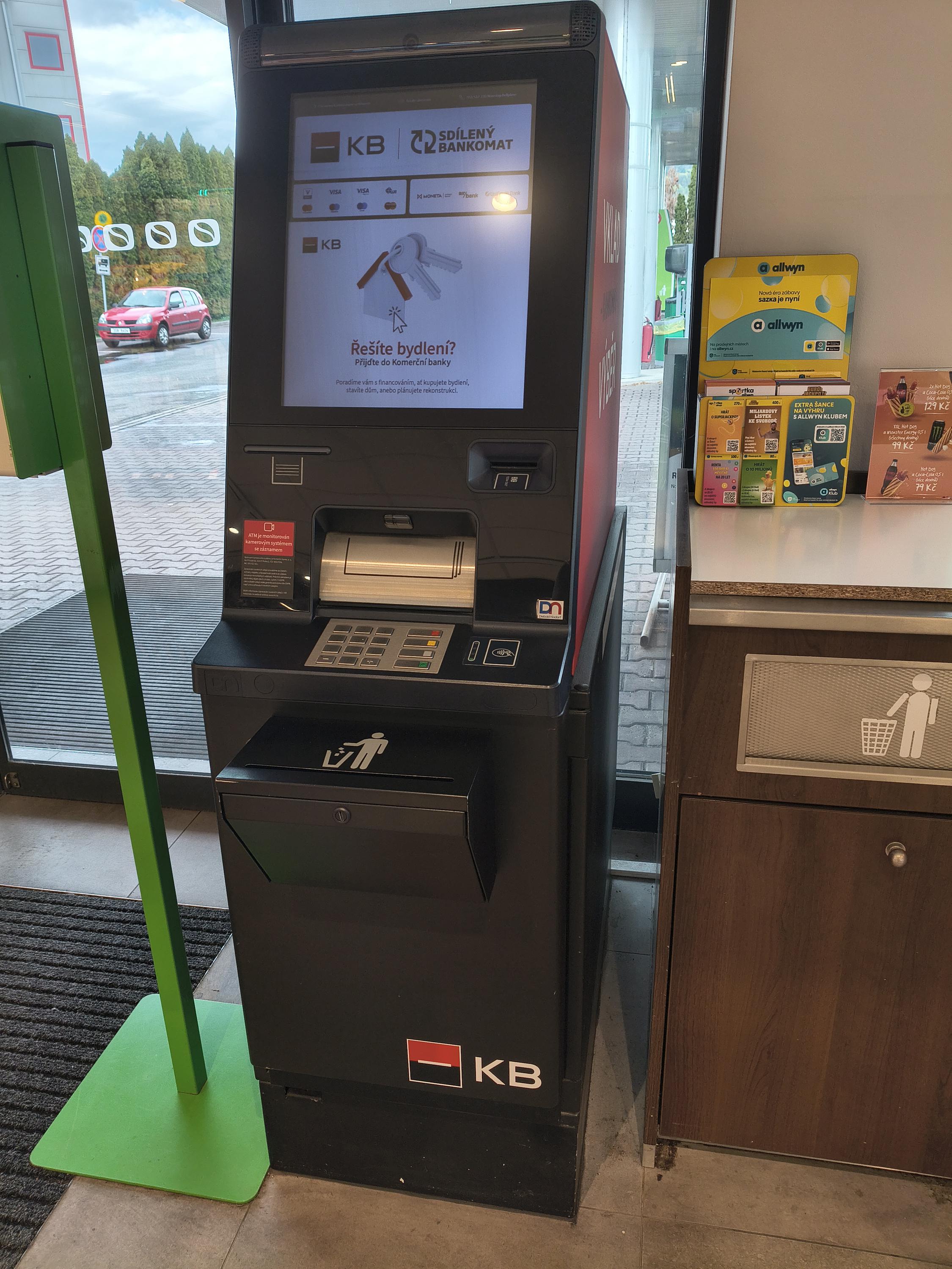 Bankomat Komerční banky foto 2