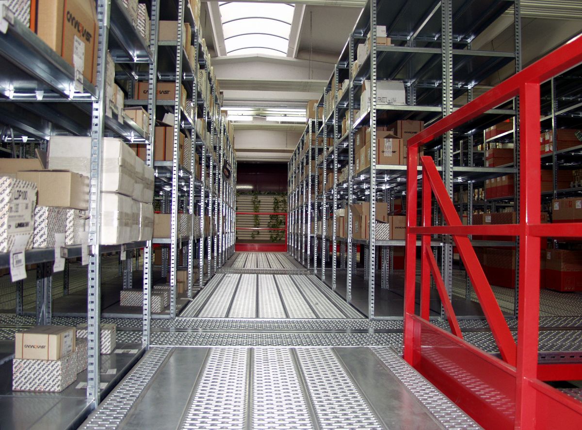 regaly-regaly.cz foto 4