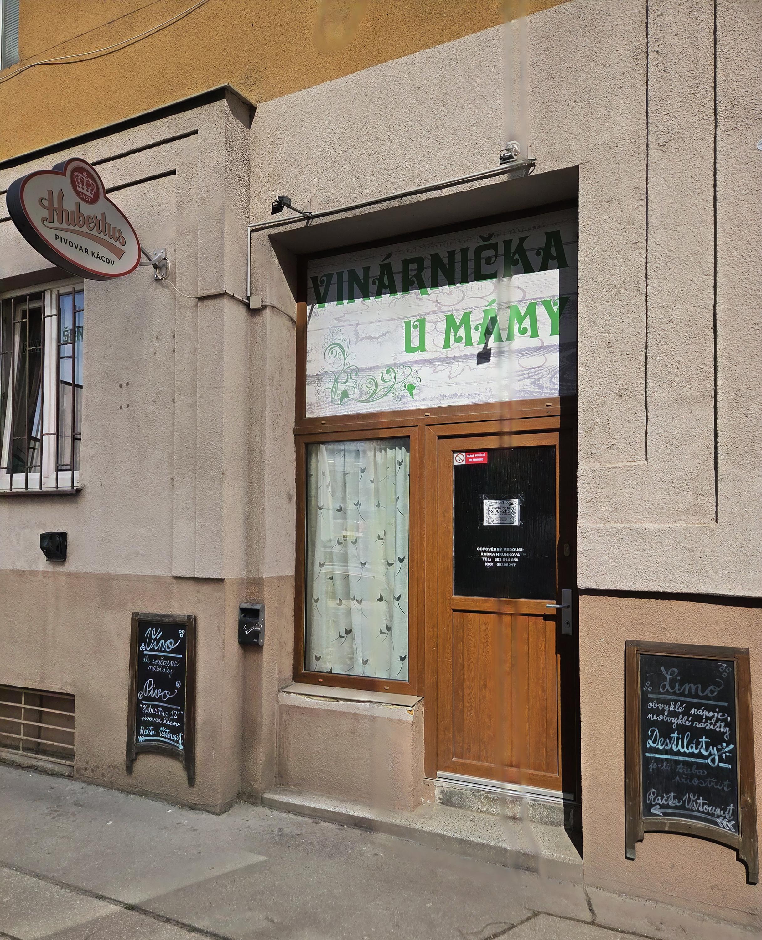 Vinárnička U Mámy foto 6