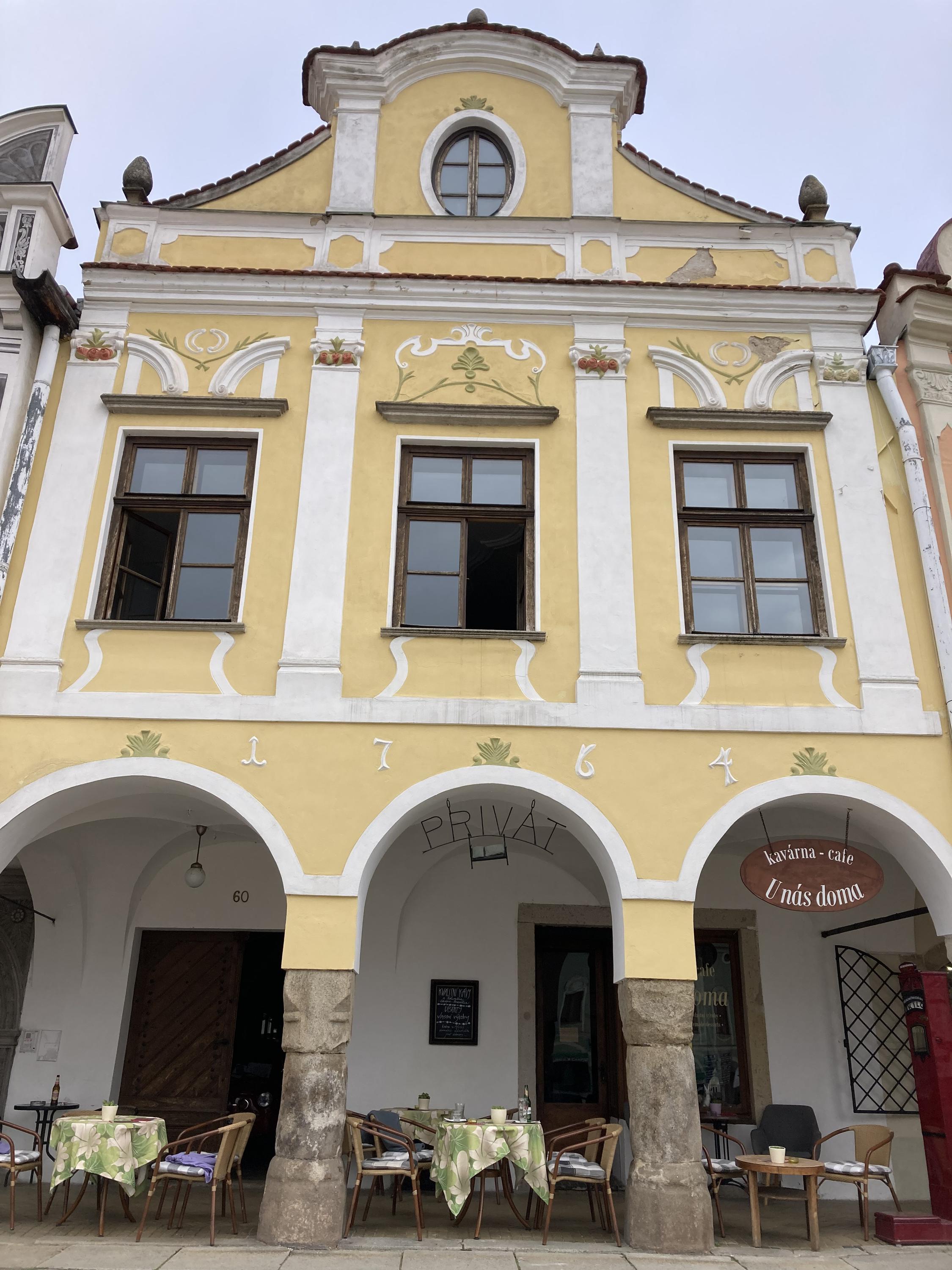 Kavárna U nás doma foto 3